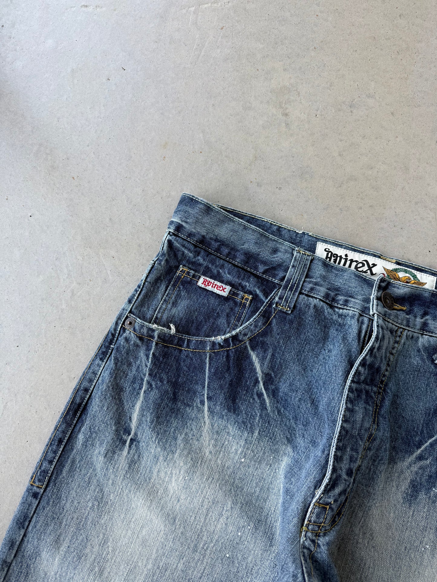 Vintage Y2K Avirex Light Wash Baggy Denim Jeans