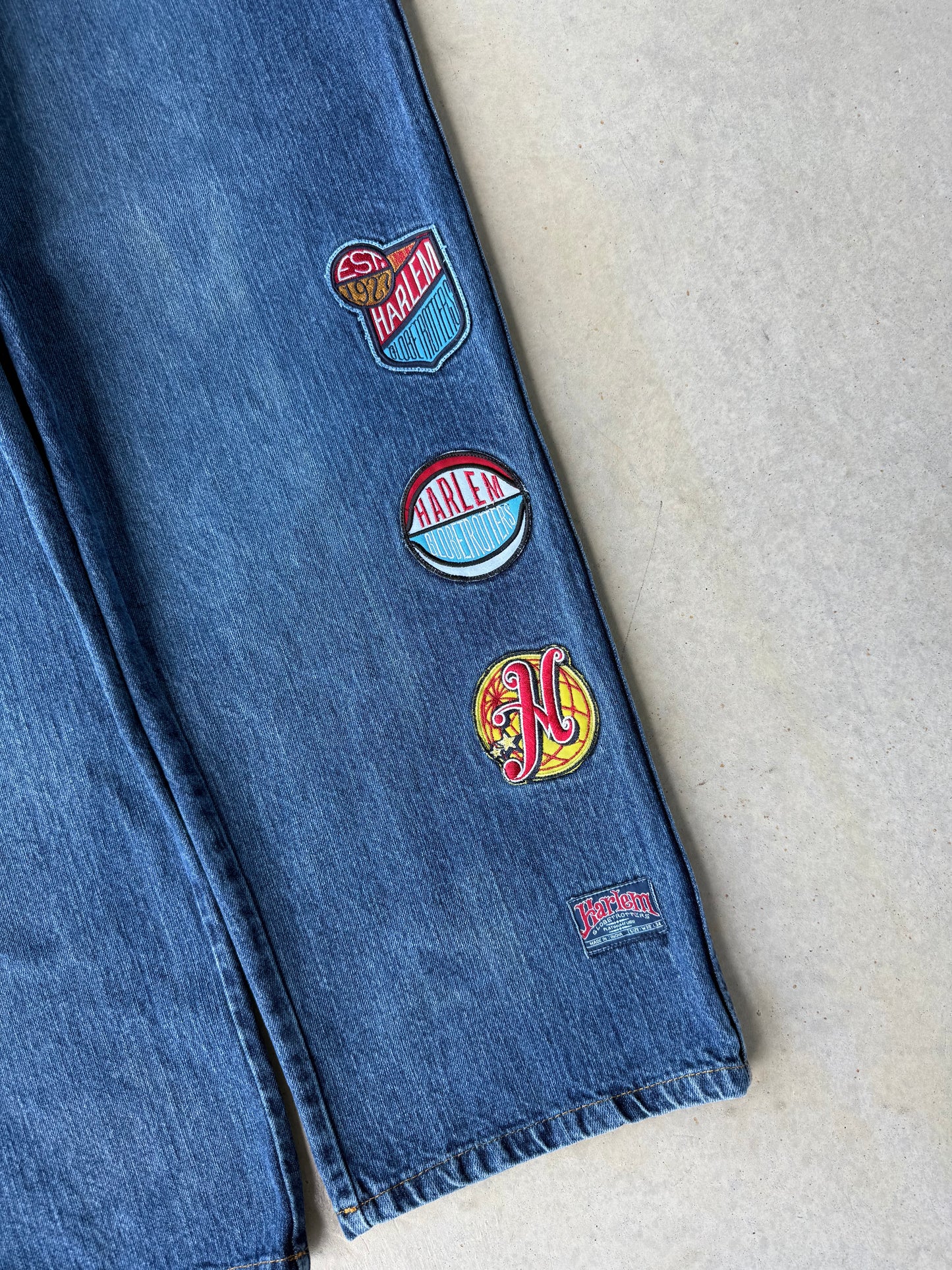 Vintage 00’s Fubu Harlem Globetrotter Patch Denim Jeans