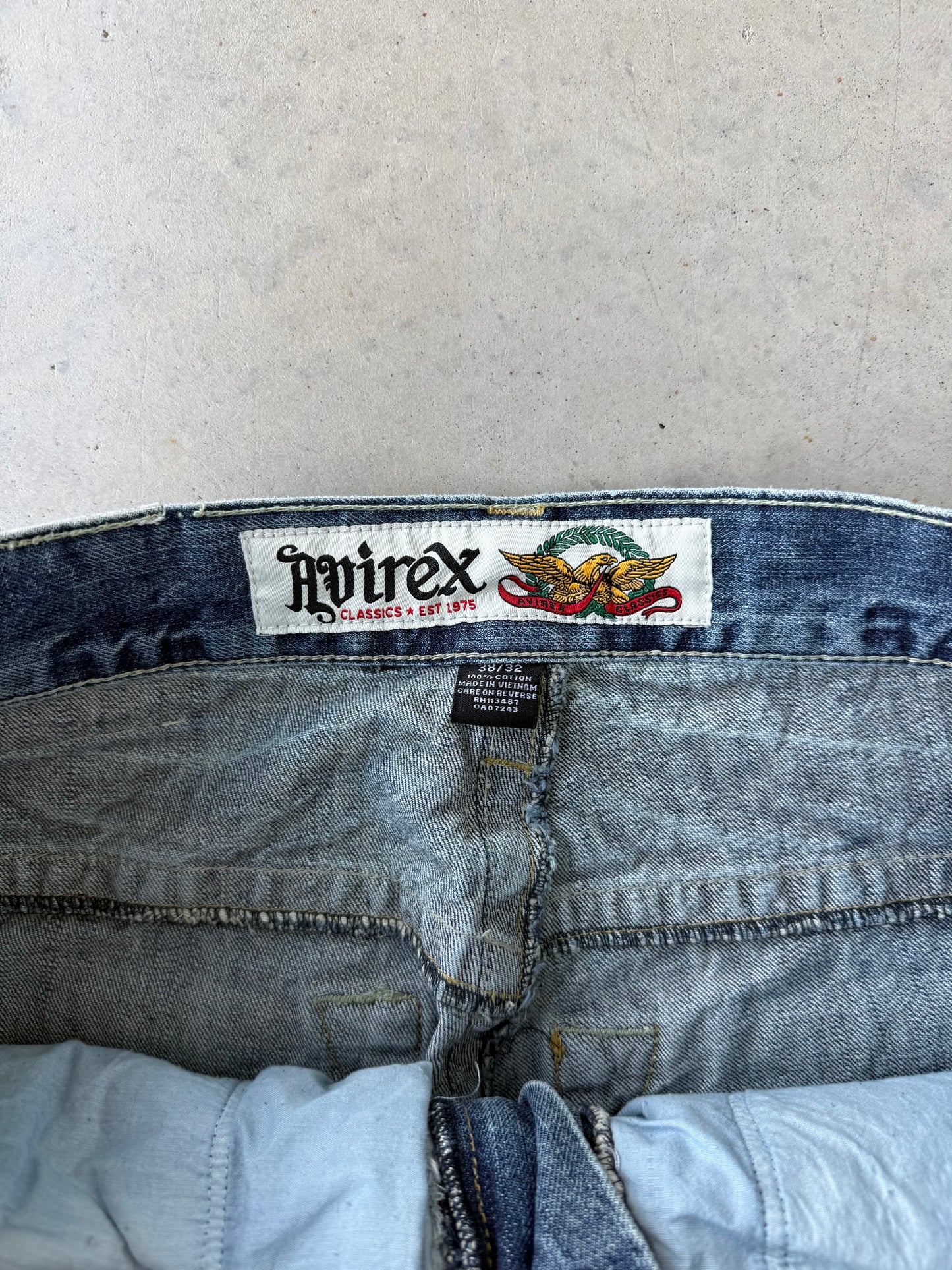 Vintage Y2K Avirex Light Wash Baggy Denim Jeans
