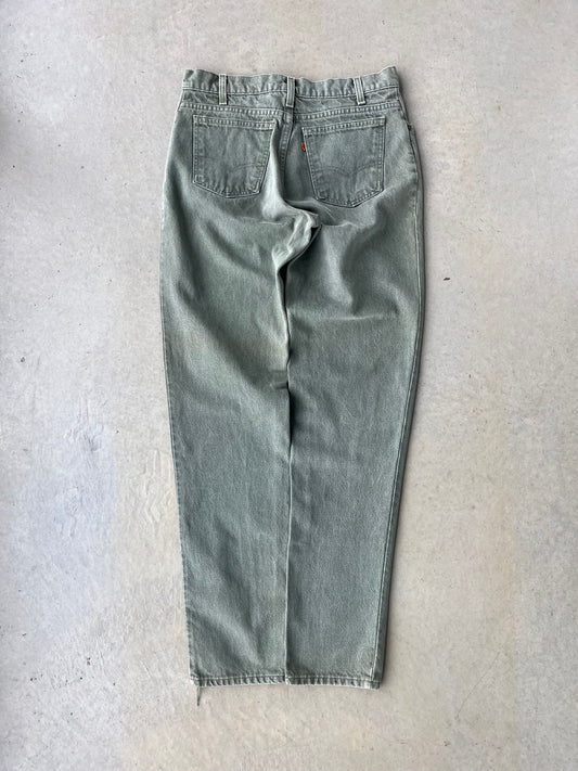 90’s Levi’s Olive Green Orange Tab Pants [31x33]