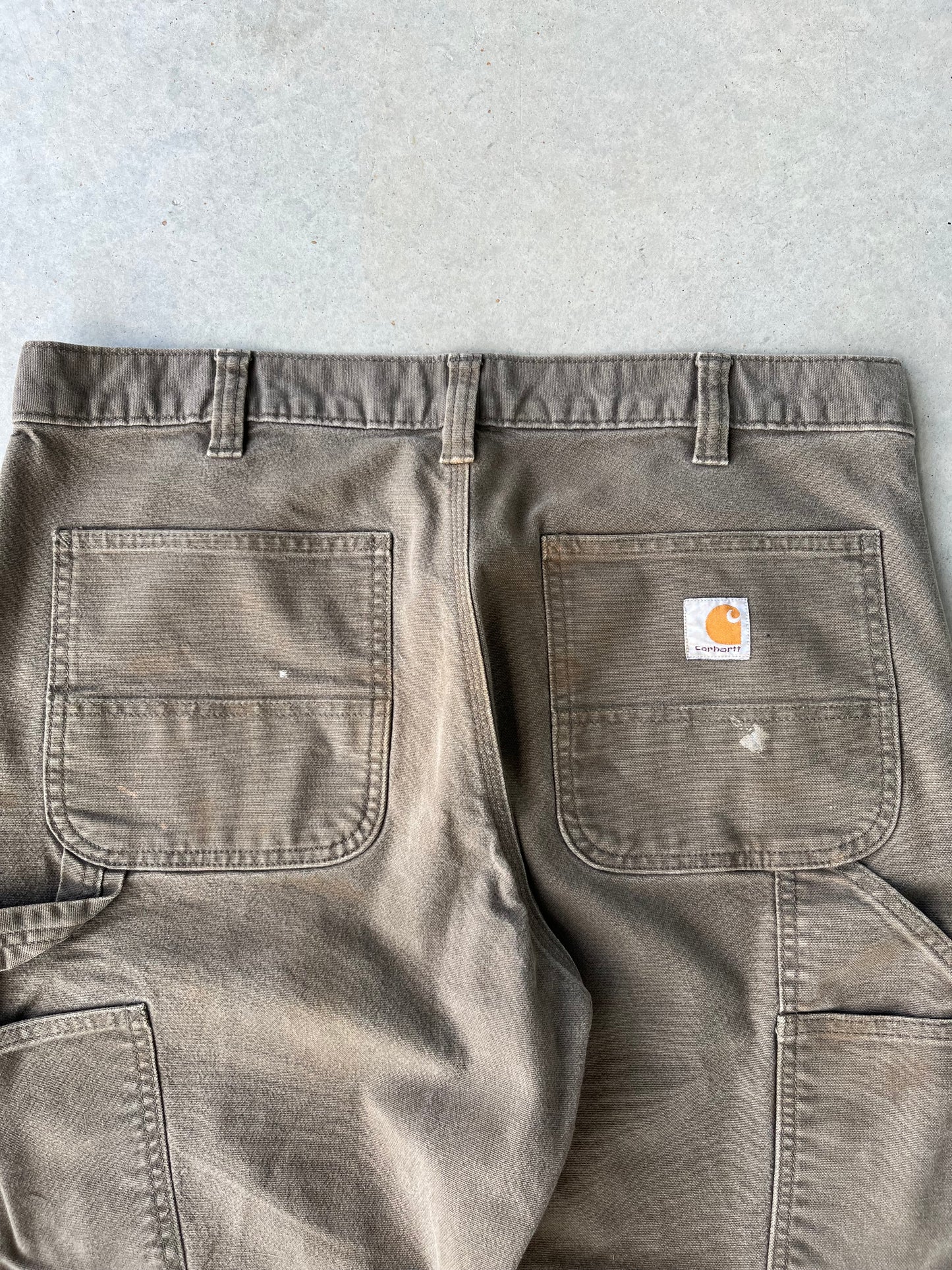 00’s Carhartt Brown Paint Splattered Work Pants [36x30]