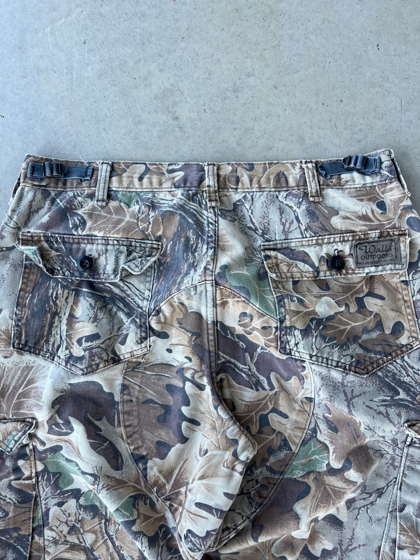 90’s Realtree Camo Double Knee Pants [36x30]