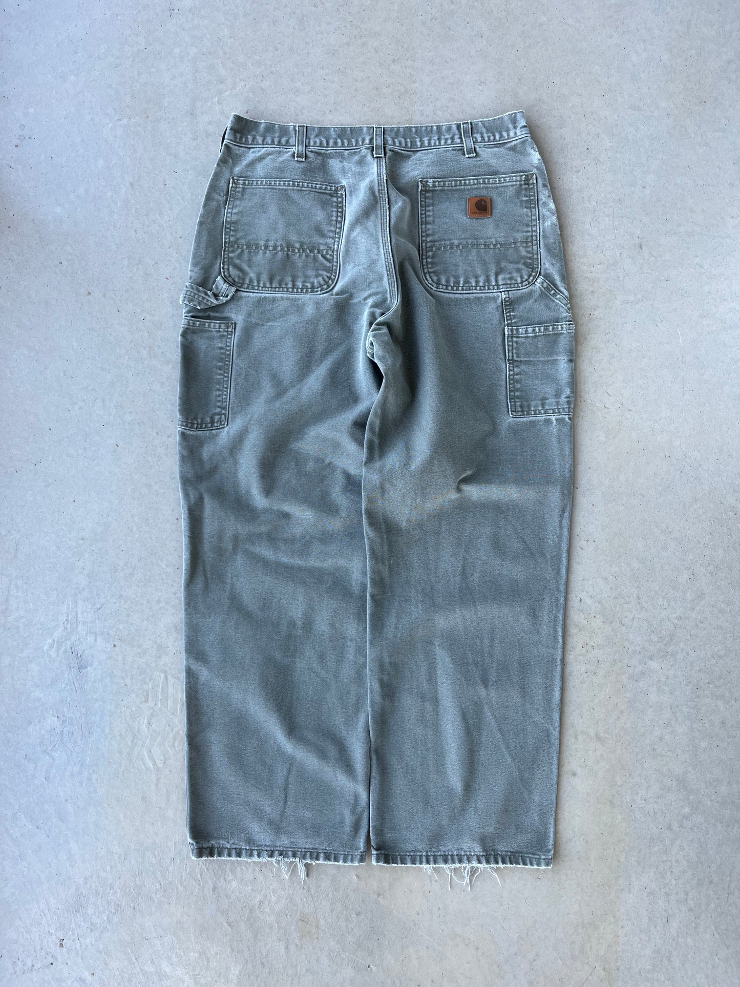 90’s Carhartt Faded Green Work Pants [34x30]