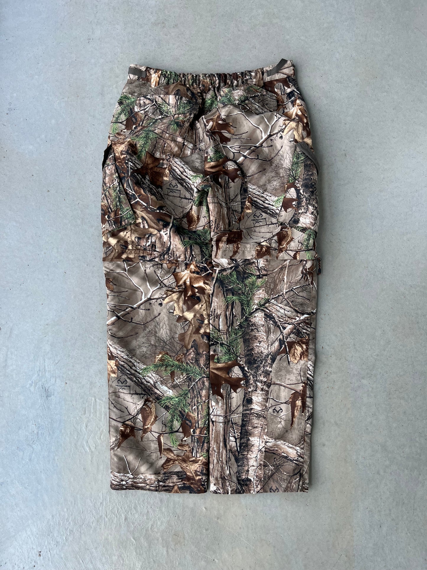 00’s Realtree Camo Pants/Shorts