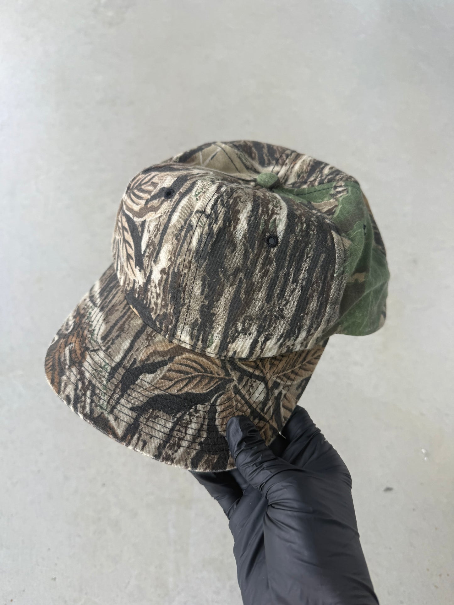 90’s Realtree Camo Snapback Hat