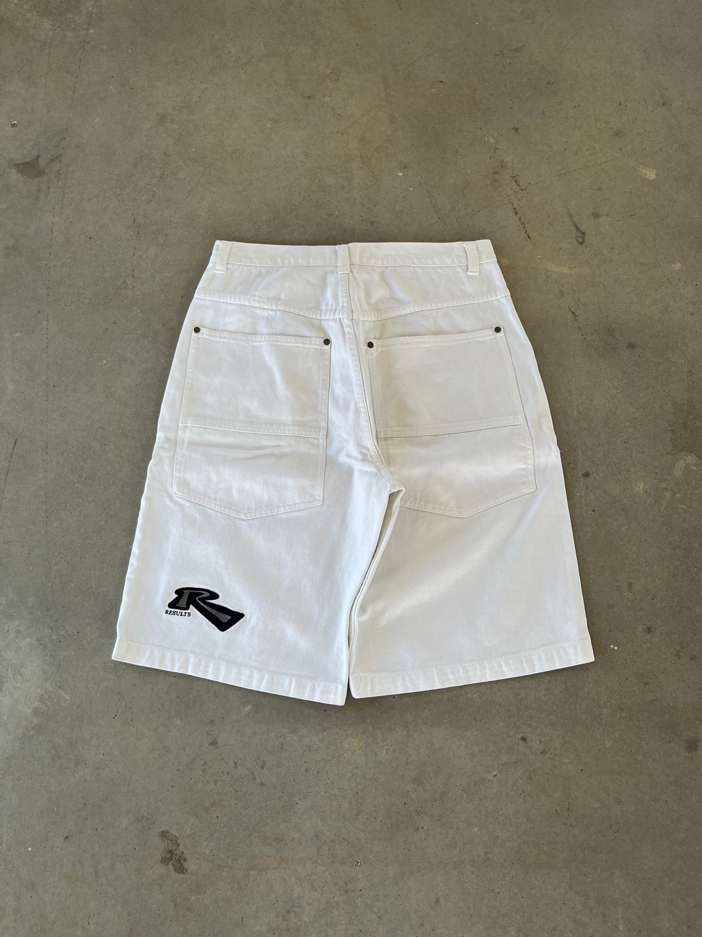 Vintage Y2K Results Baggy Skater Shorts [34]