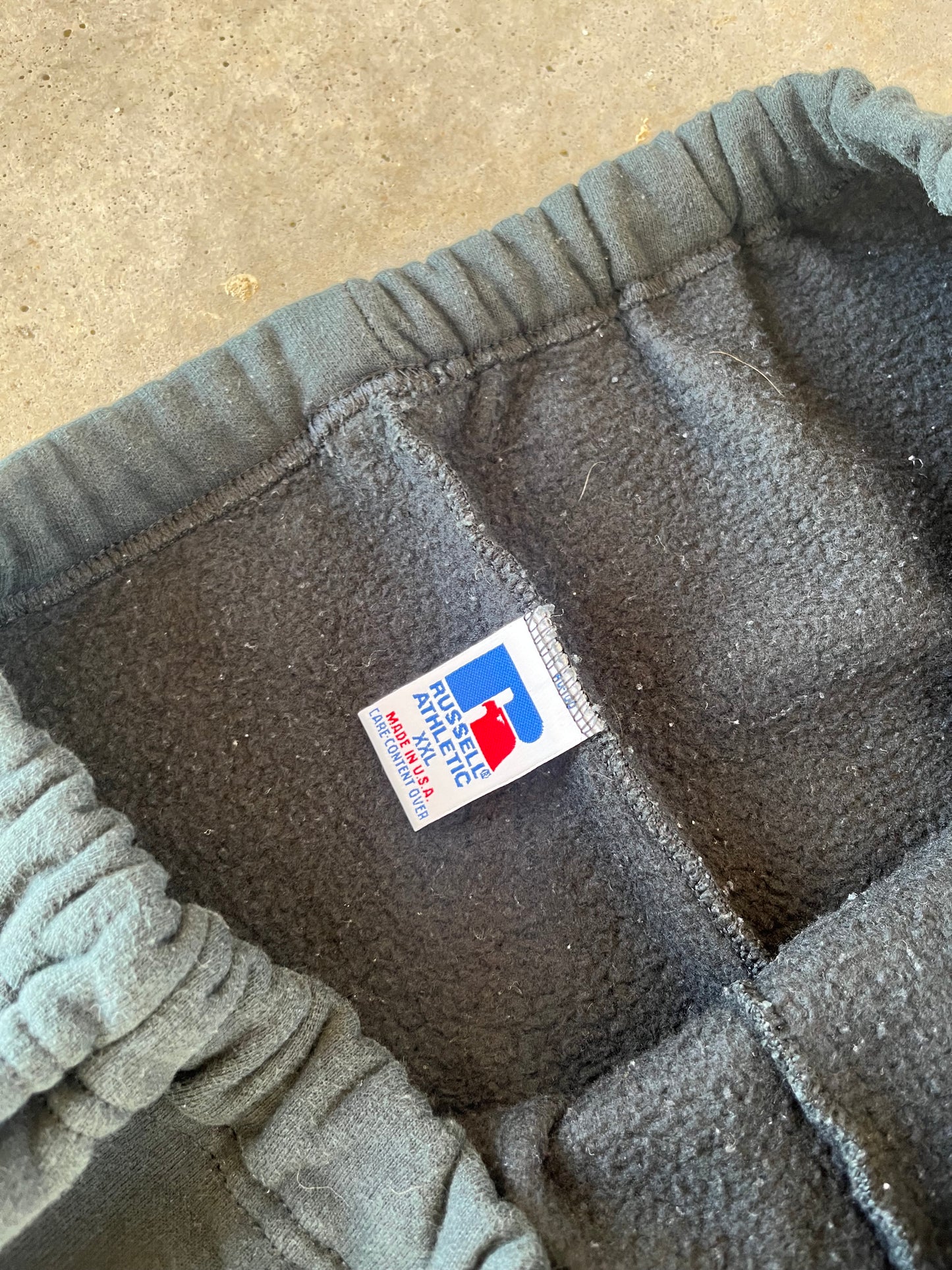 90’s Black Russell Athletic Sweatpants [XL]