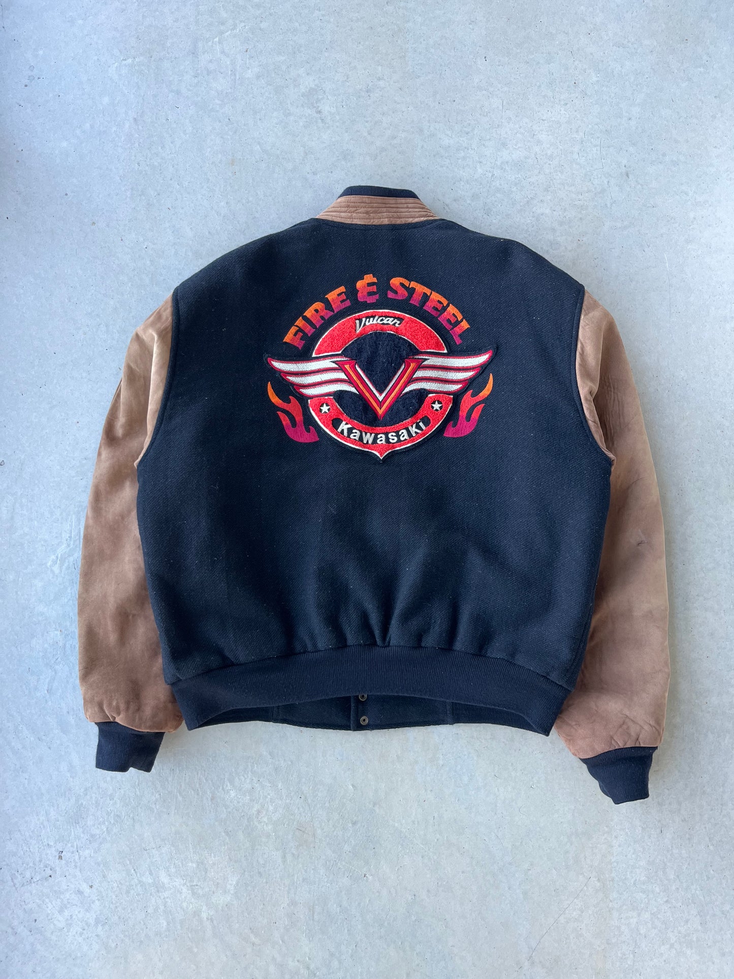 90s Kawasaki Fire & Steel Vulcan Motorcycle Leather Jacket [XL]