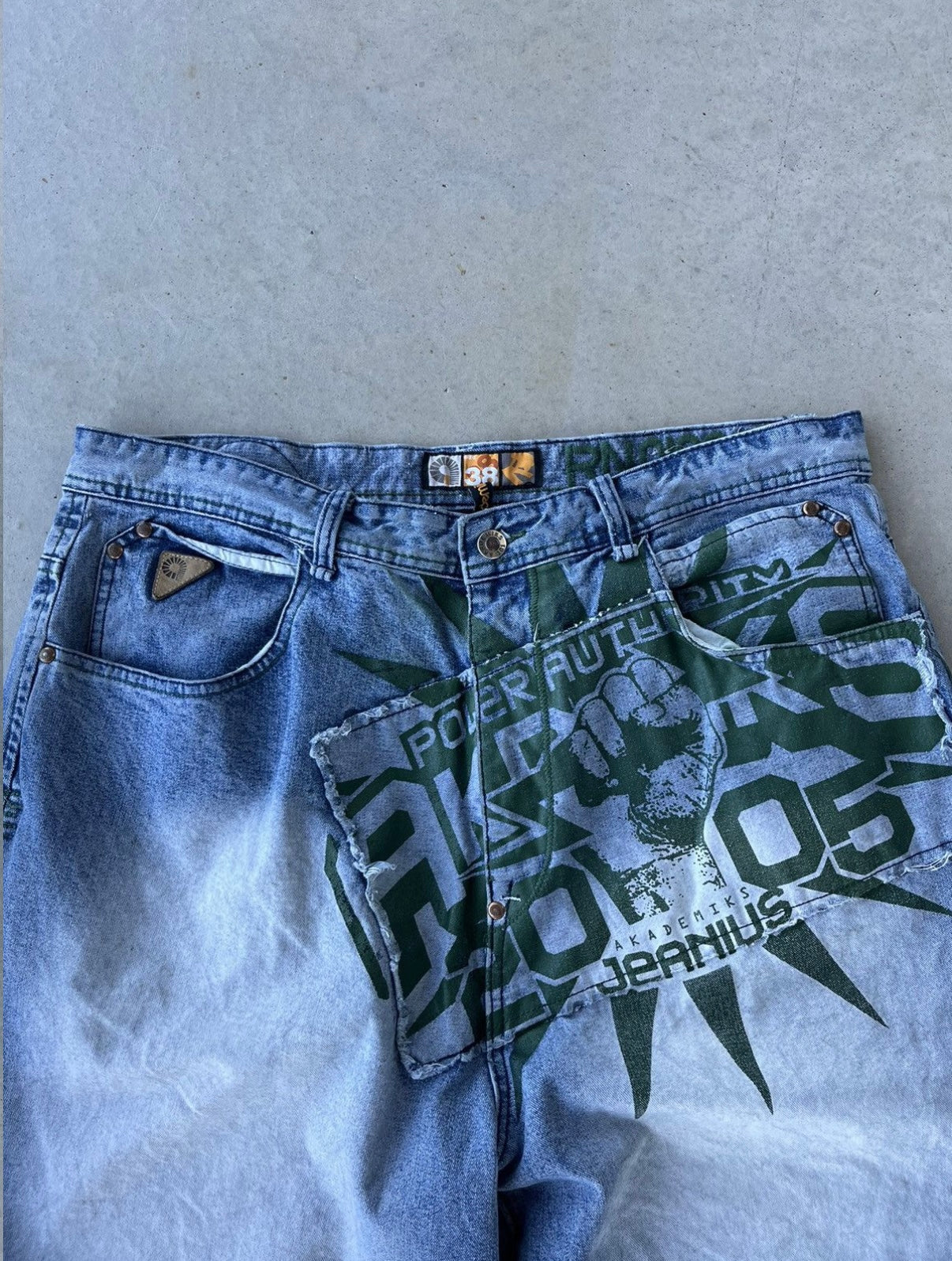 Y2K Akademiks Baggy Denim Jean Shorts [38]