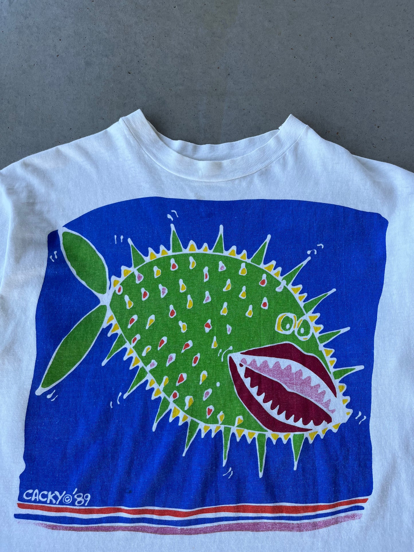 1989 Cacky Fish Art T-Shirt [M]