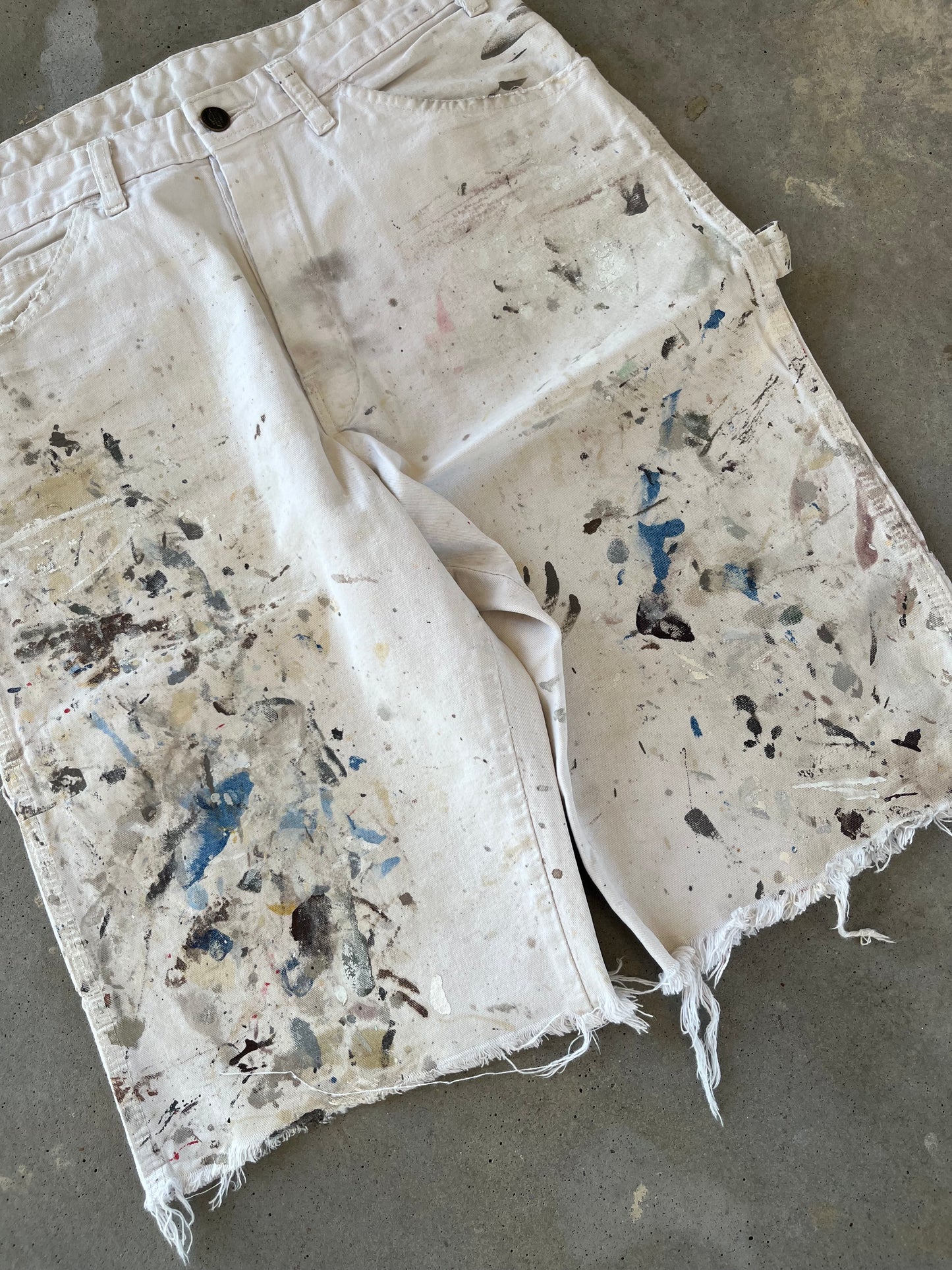 00’s Sherwin Williams Paint Splattered Painter Shorts [31]