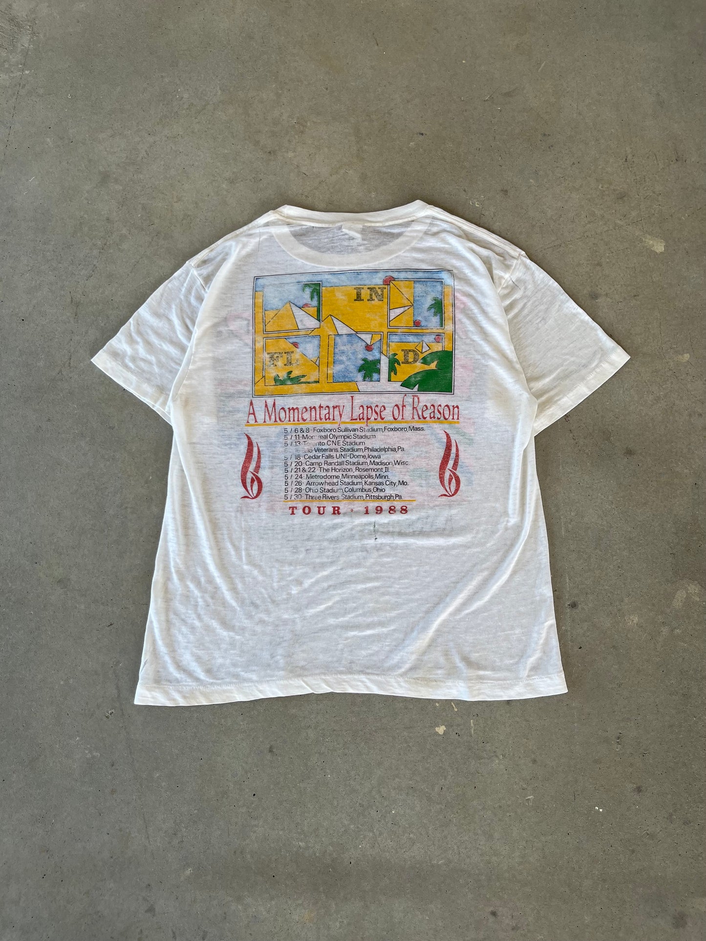 1988 Pink Floyd “ A Momentary Lapse of Reason “ World Tour Band T-Shirt [L]