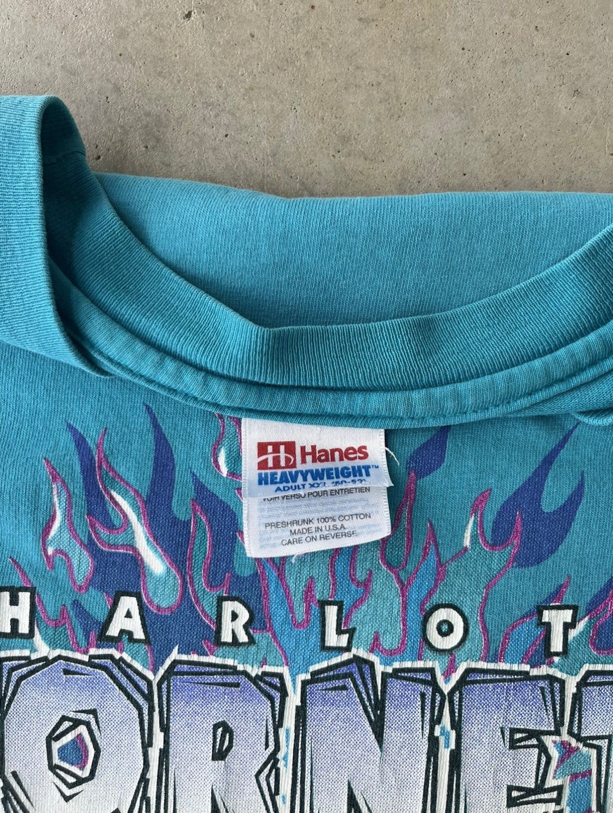 1995 Charlotte Hornets Flames T Shirt [XL]