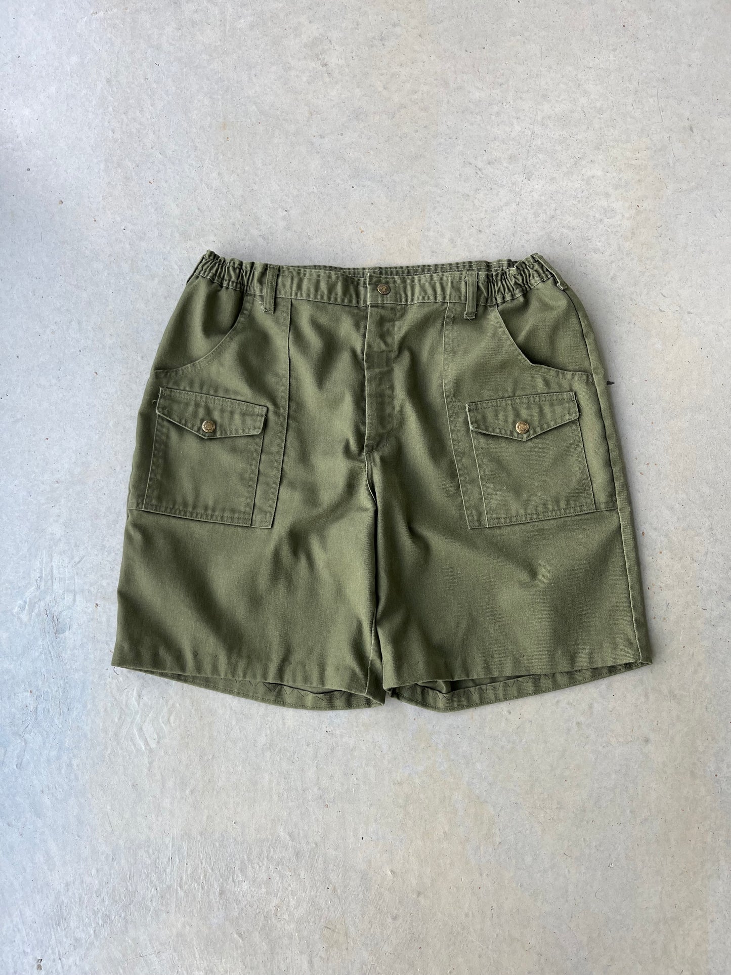 90’s Boy Scouts Military Green Shorts [38]