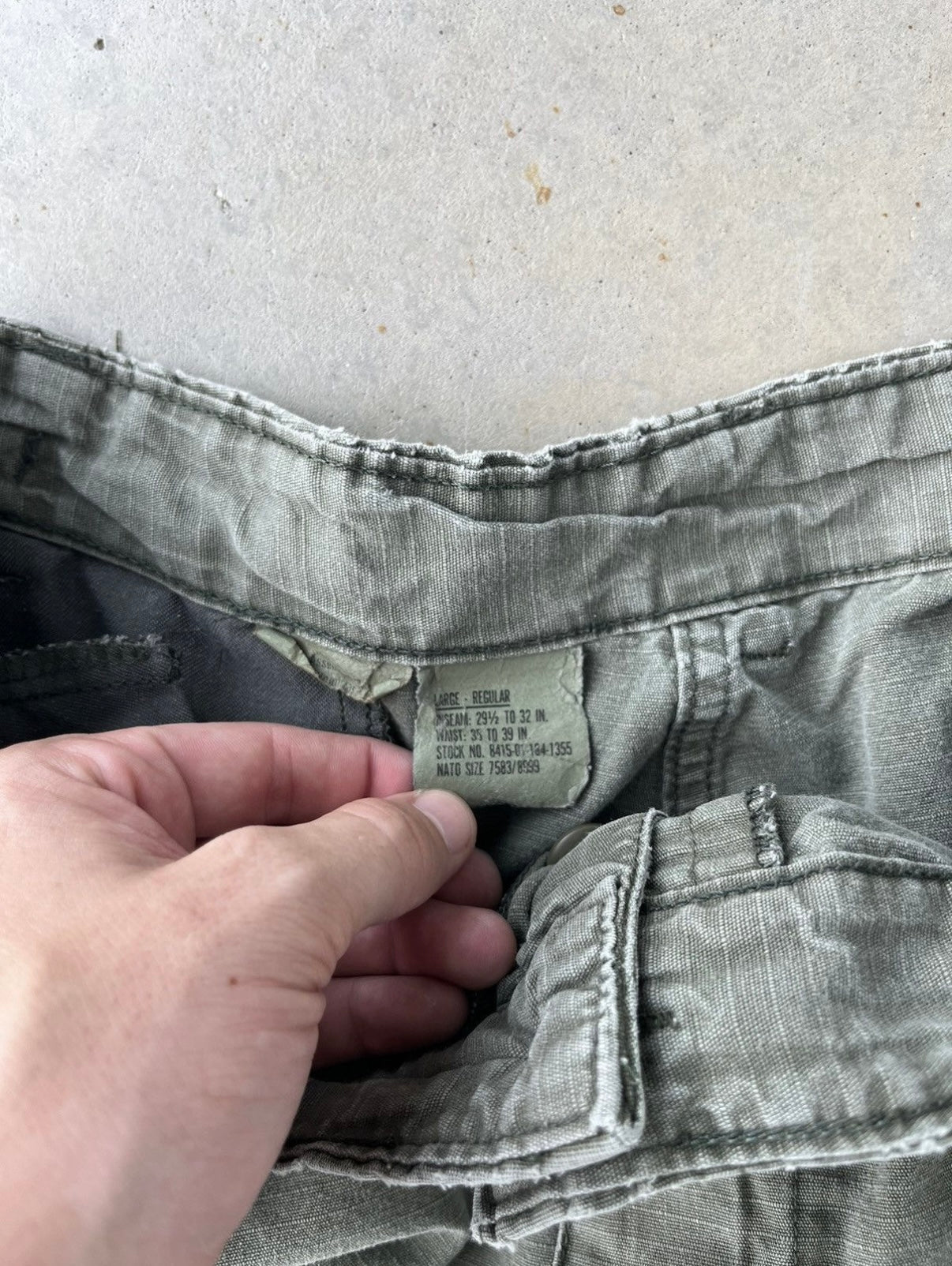 90’s Army Green Multi Pocket Military Pants [34x28]