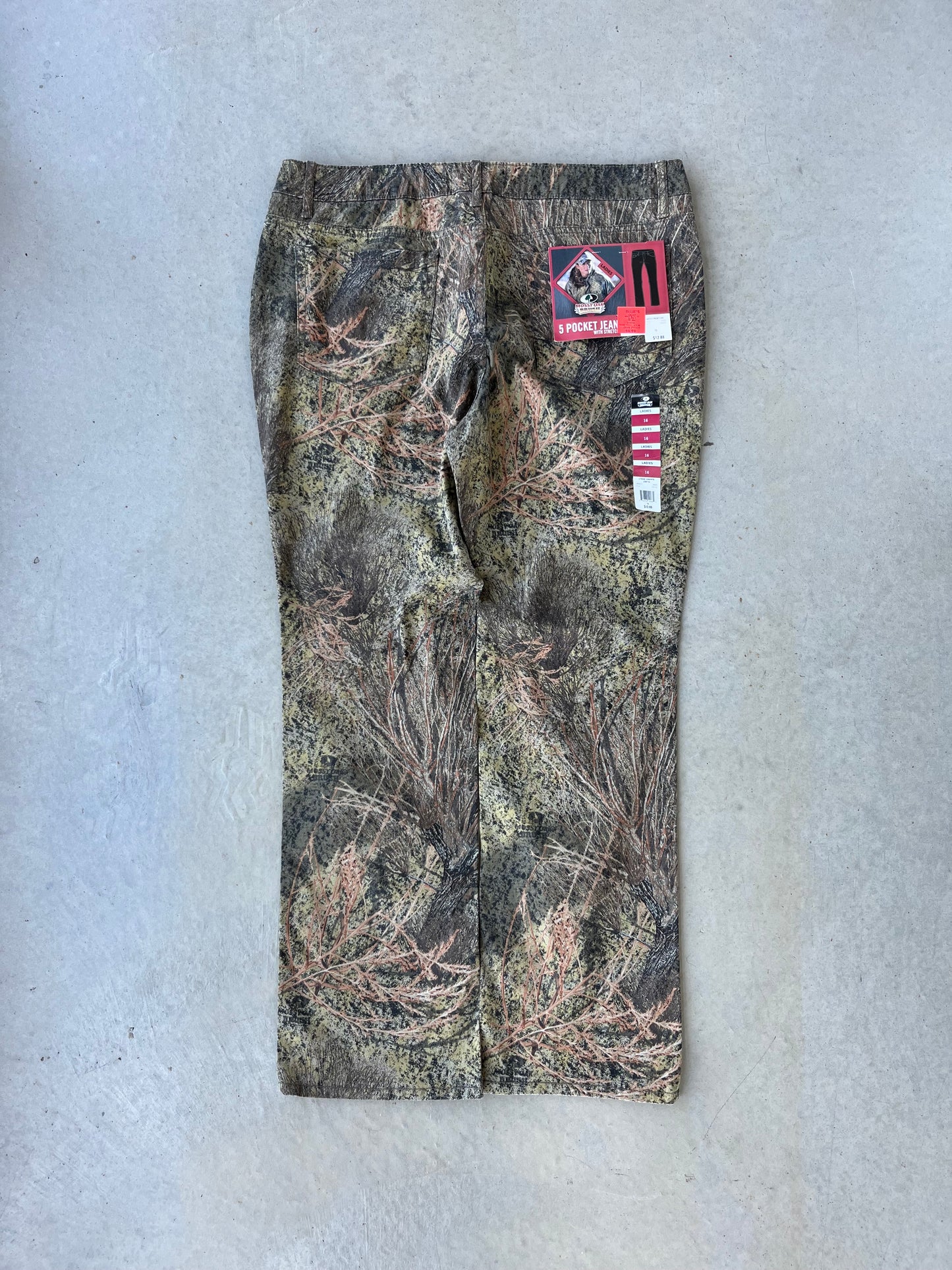 00’s Mossy Oak Women’s Camo Pants [16]