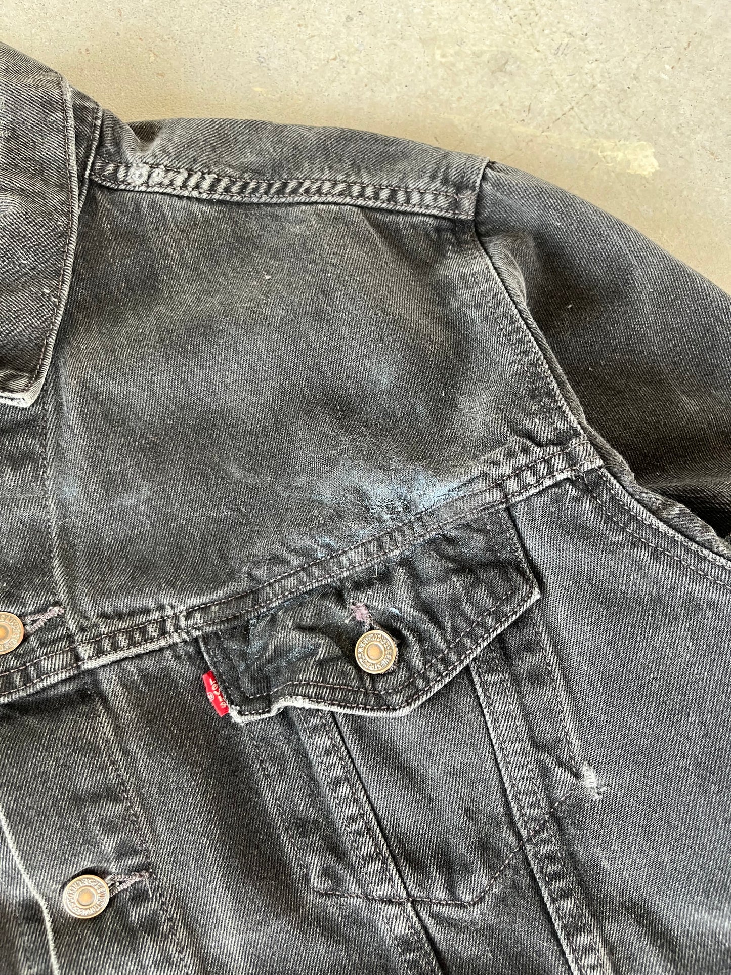 00’s Levi’s Black Denim Jean Jacket [L]