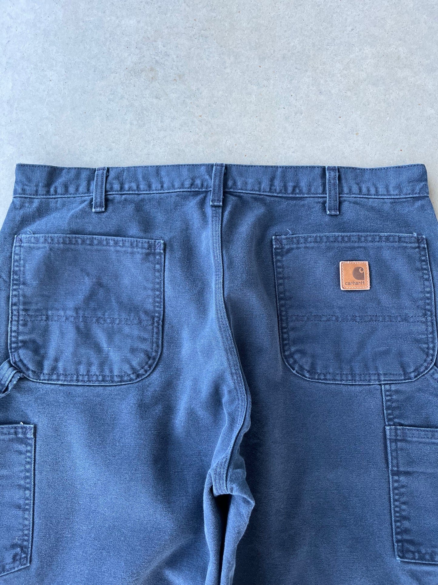 00’s Carhartt Navy Blue Work Pants [38x31]