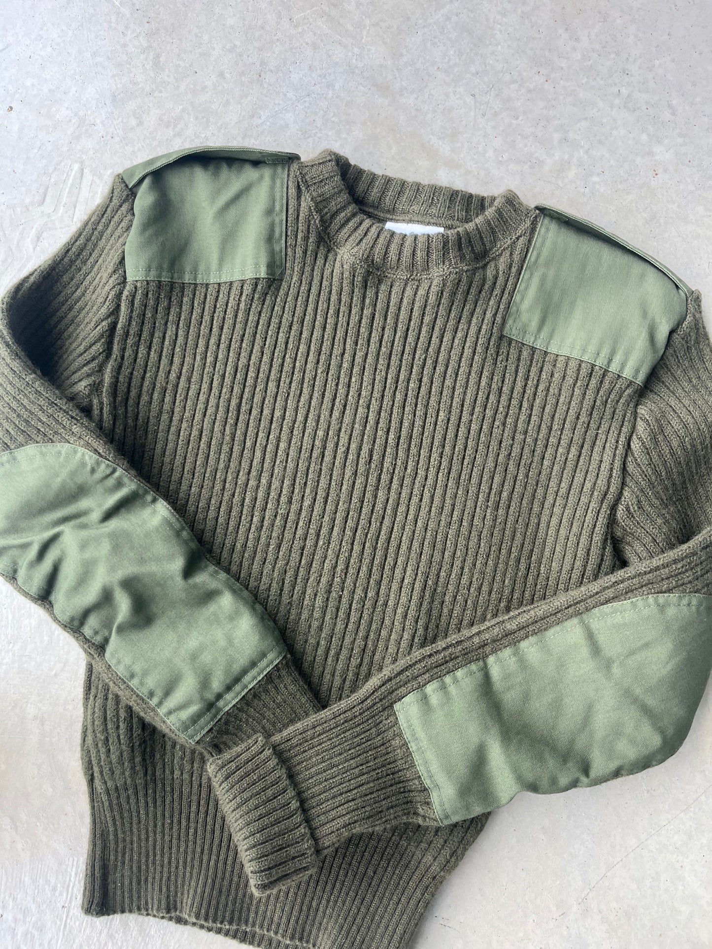 90s Military Green Sweater [S]