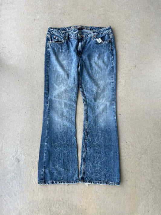 00’s Women’s Arizona Jean Co. Flared Pants