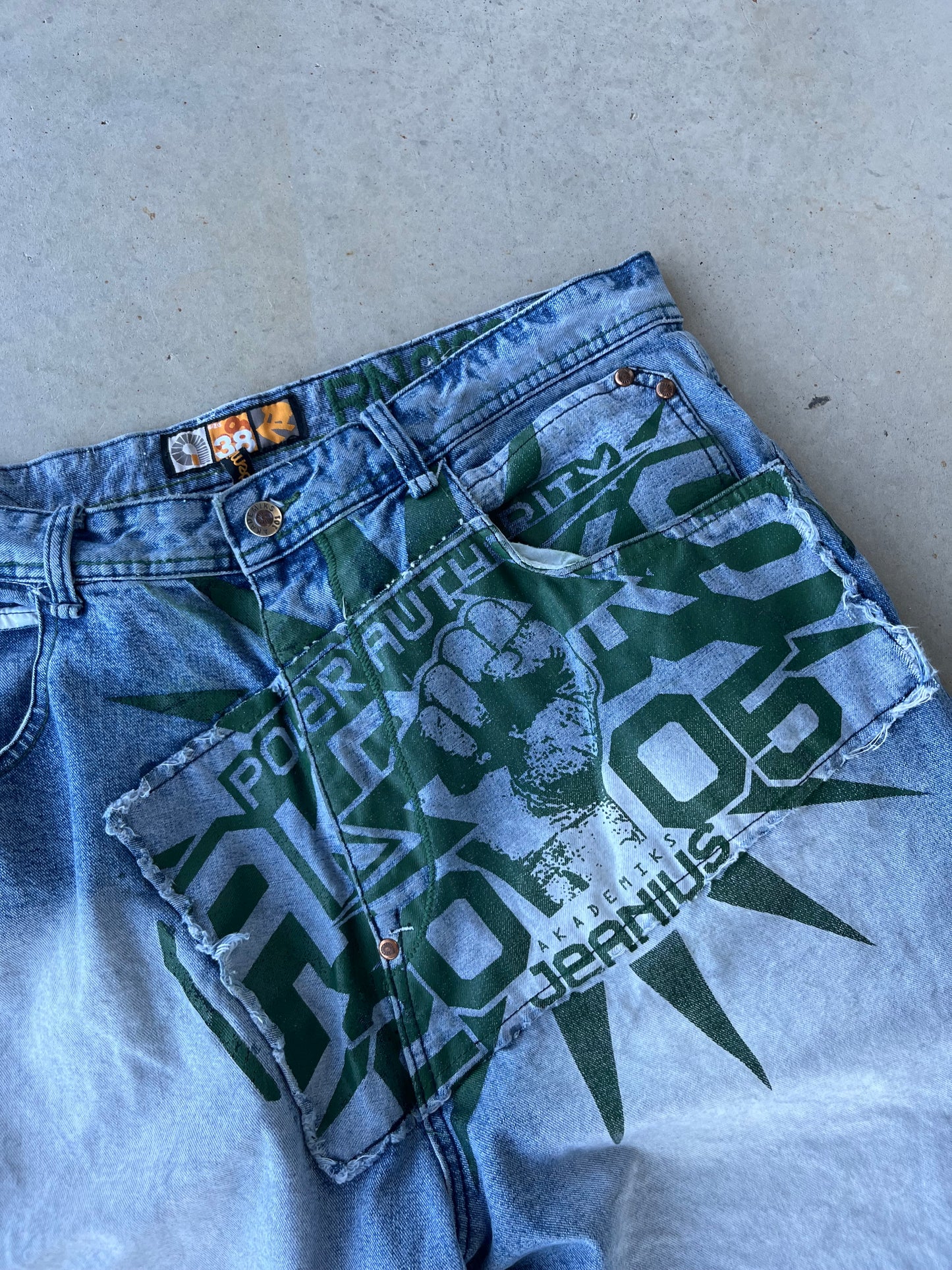 Y2K Akademiks Baggy Shorts [38]