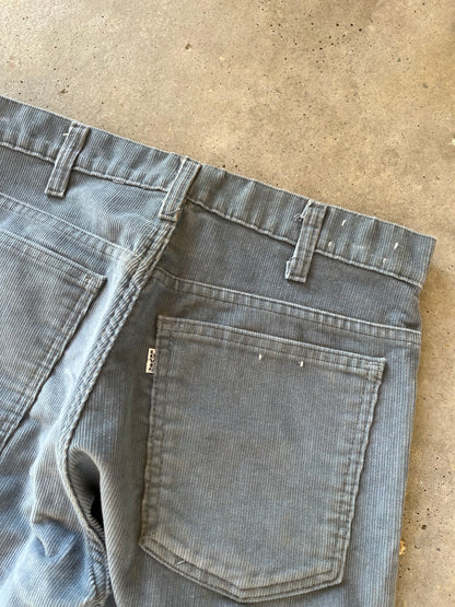 80’s Grey Levi’s Corduroy Pants [30x33]