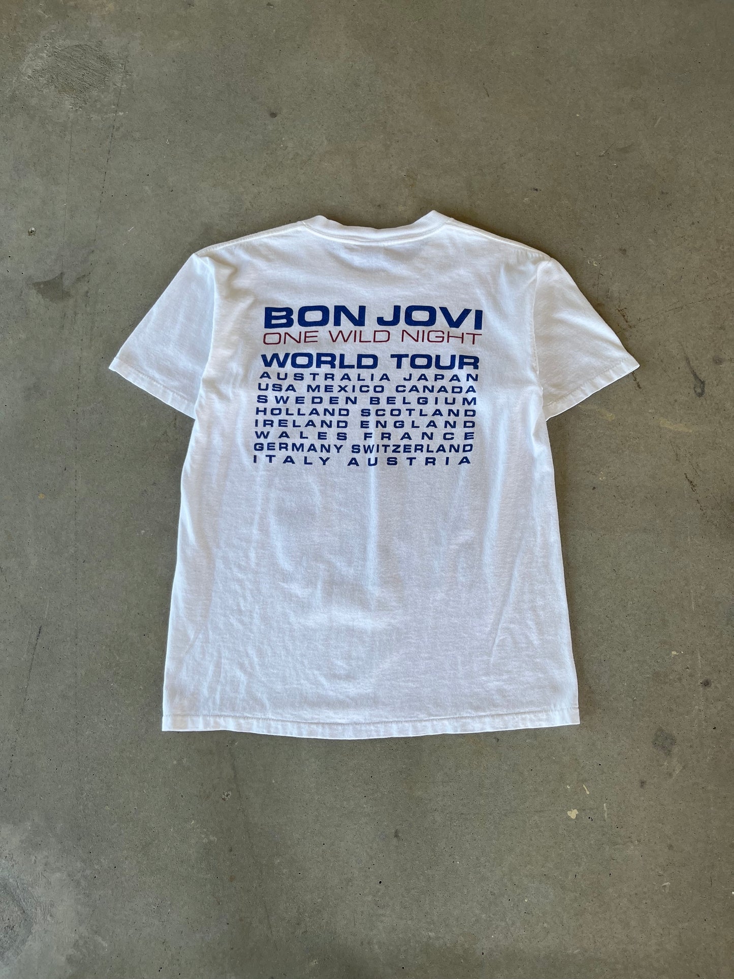 2001 Bon Jovi “ One Wild Night “ World Tour Band T-Shirt [M]