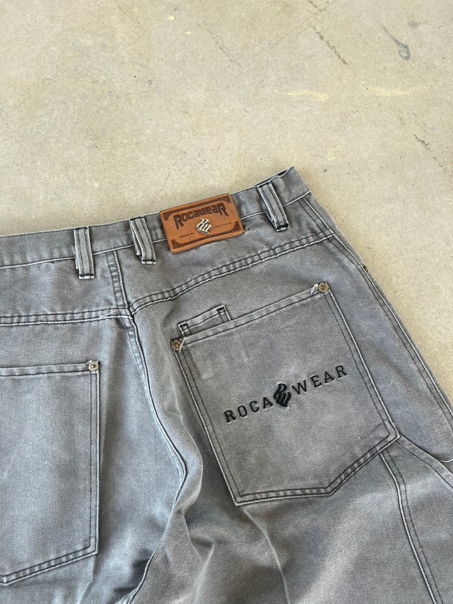 Y2K Grey Rocawear Embroidered Baggy Shorts [34]