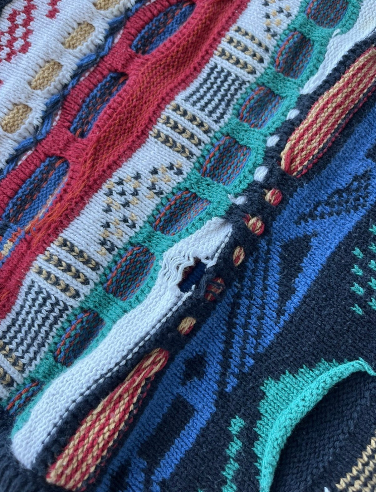 90’s Coogi Style Sweater [XL]