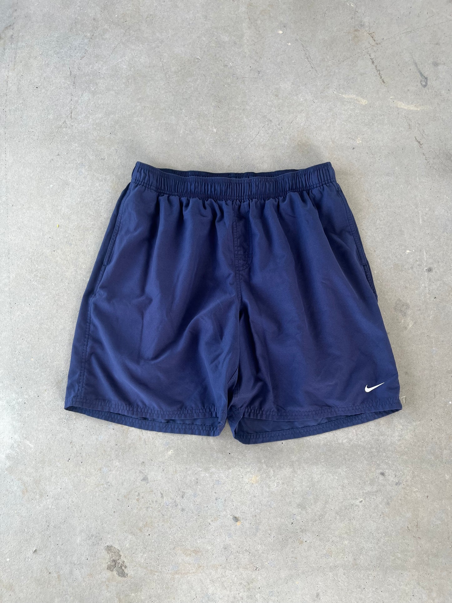 00’s Navy Nike Mesh Shorts [L]