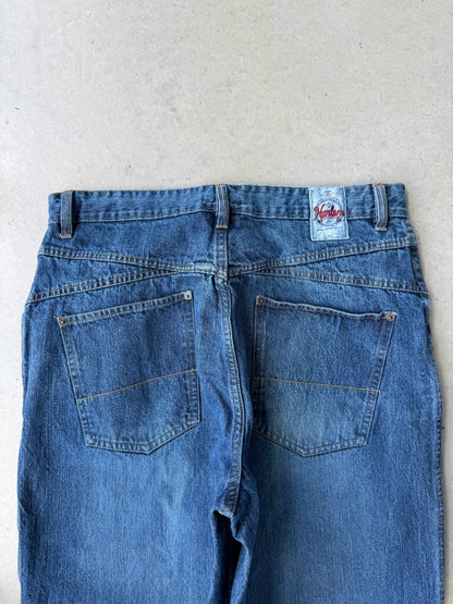 Vintage 00’s Fubu Harlem Globetrotter Patch Denim Jeans