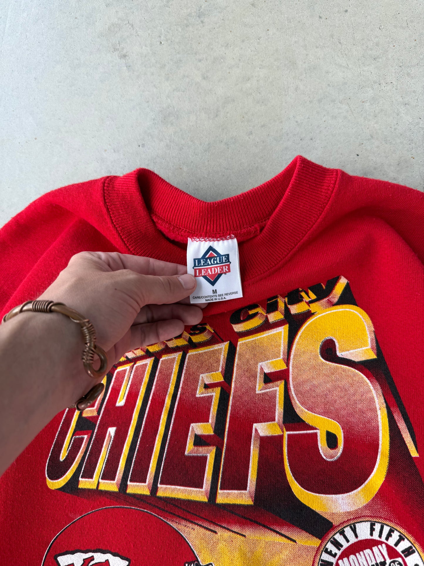 Vintage 90’s Kansas City Chiefs Football Crewneck [M]