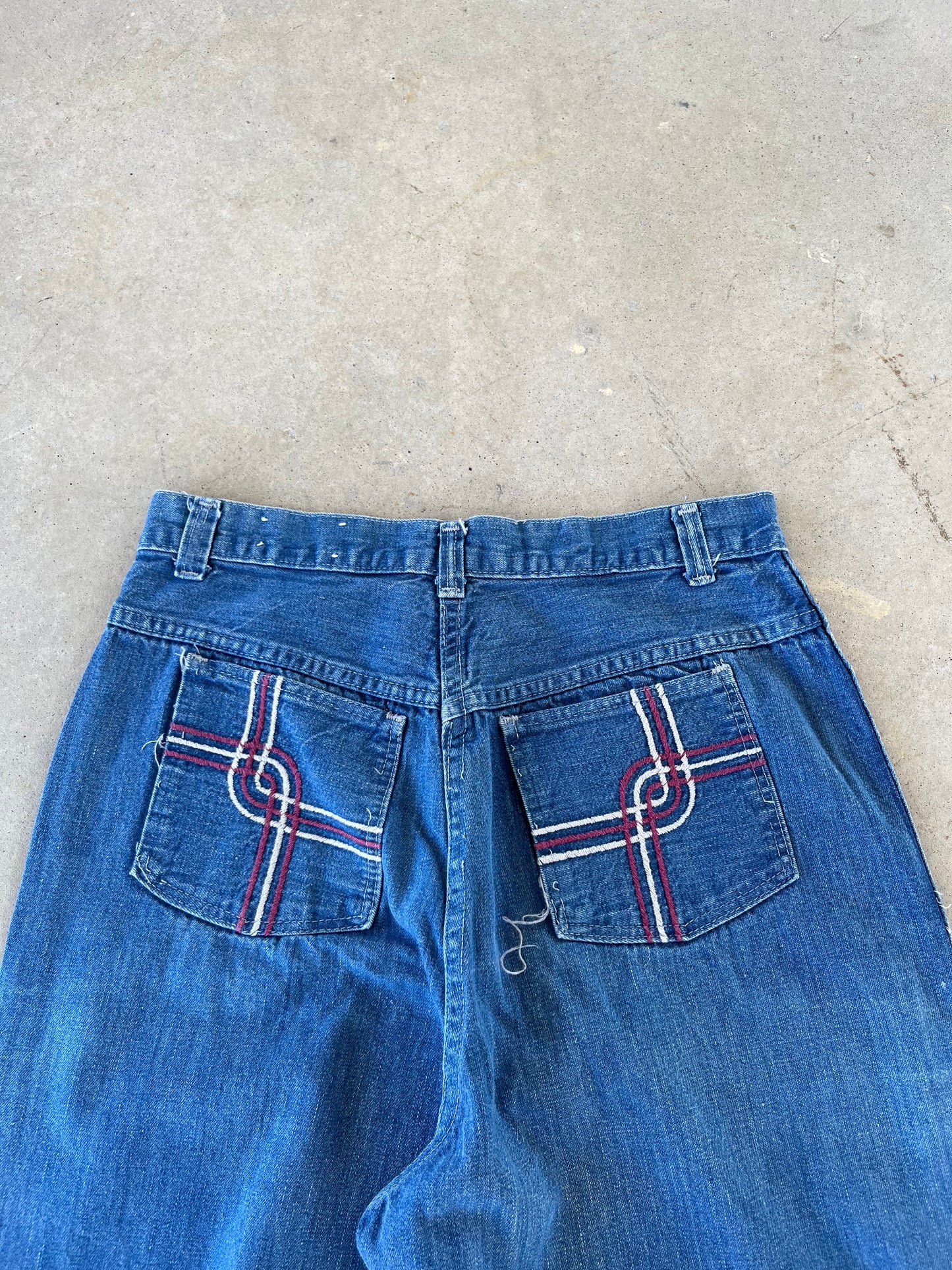 80’s JC Penny Embroidered Flared Jeans [28x33]