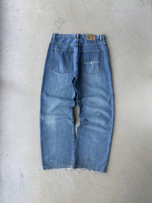 Y2K Rocawear Embroidered Baggy Denim Jeans [36x34]