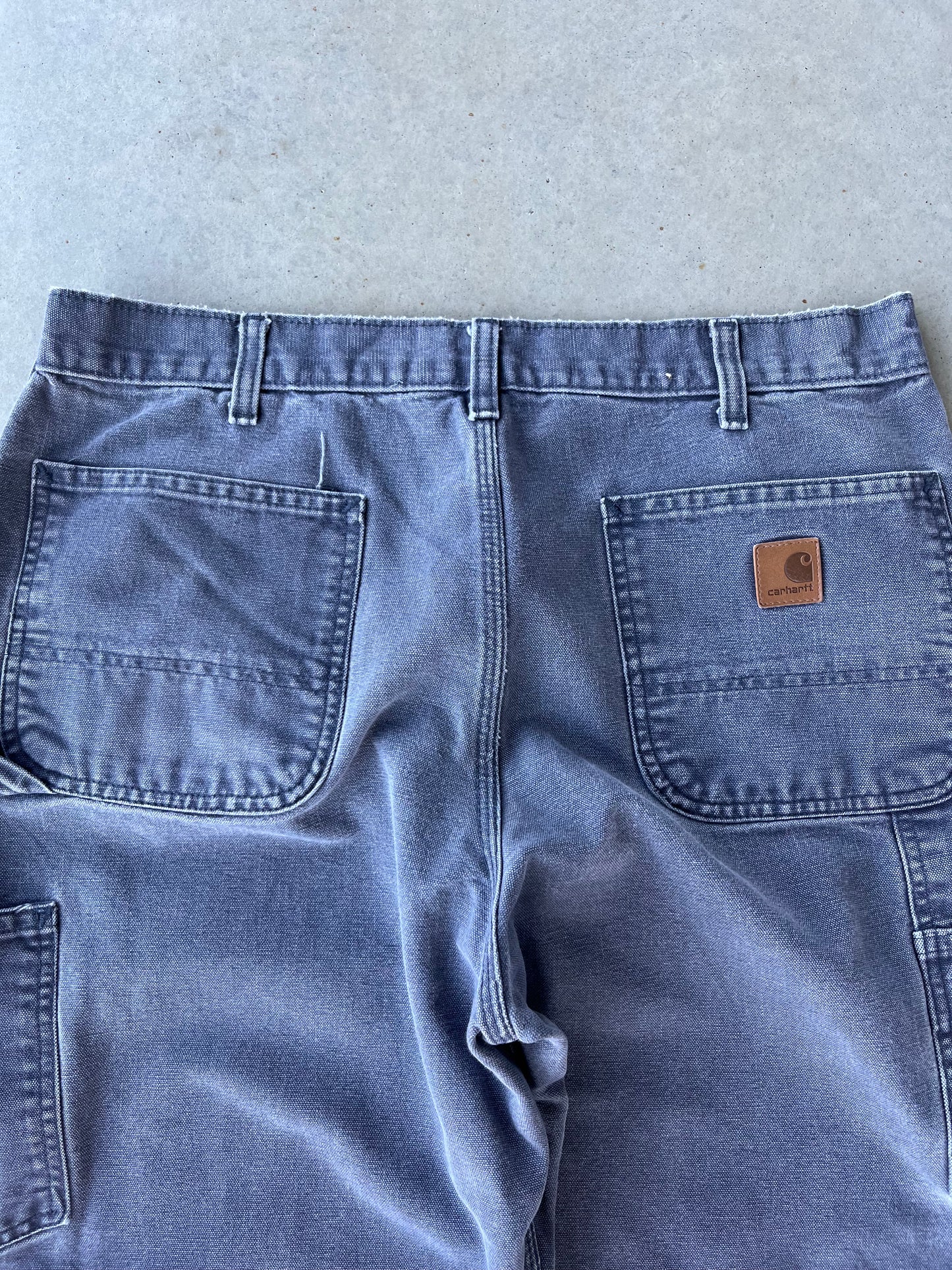 90’s Carhartt Faded Gray Work Pants [34x30]