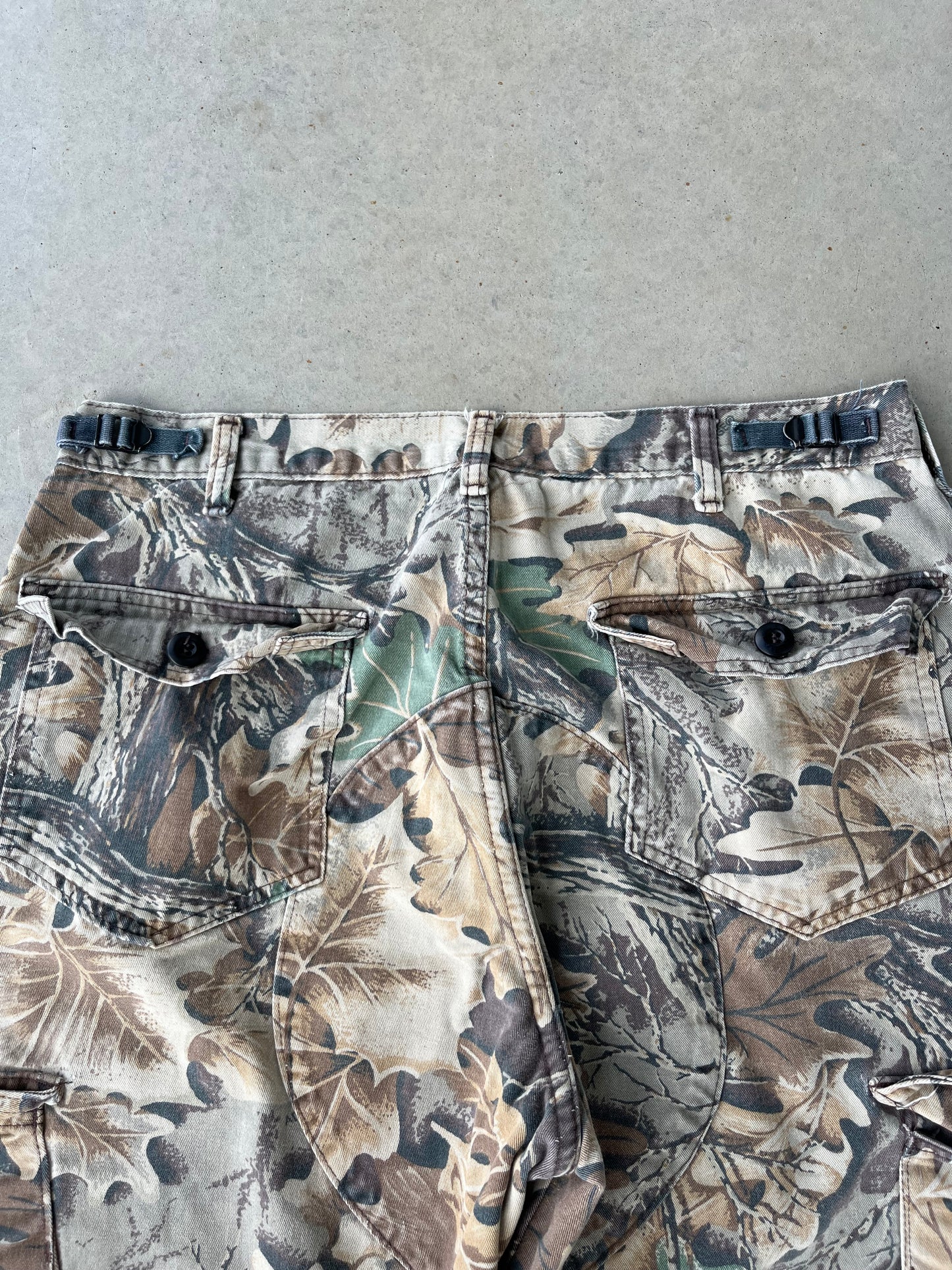 90’s Realtree Camo Double Knee Pants [34x30]