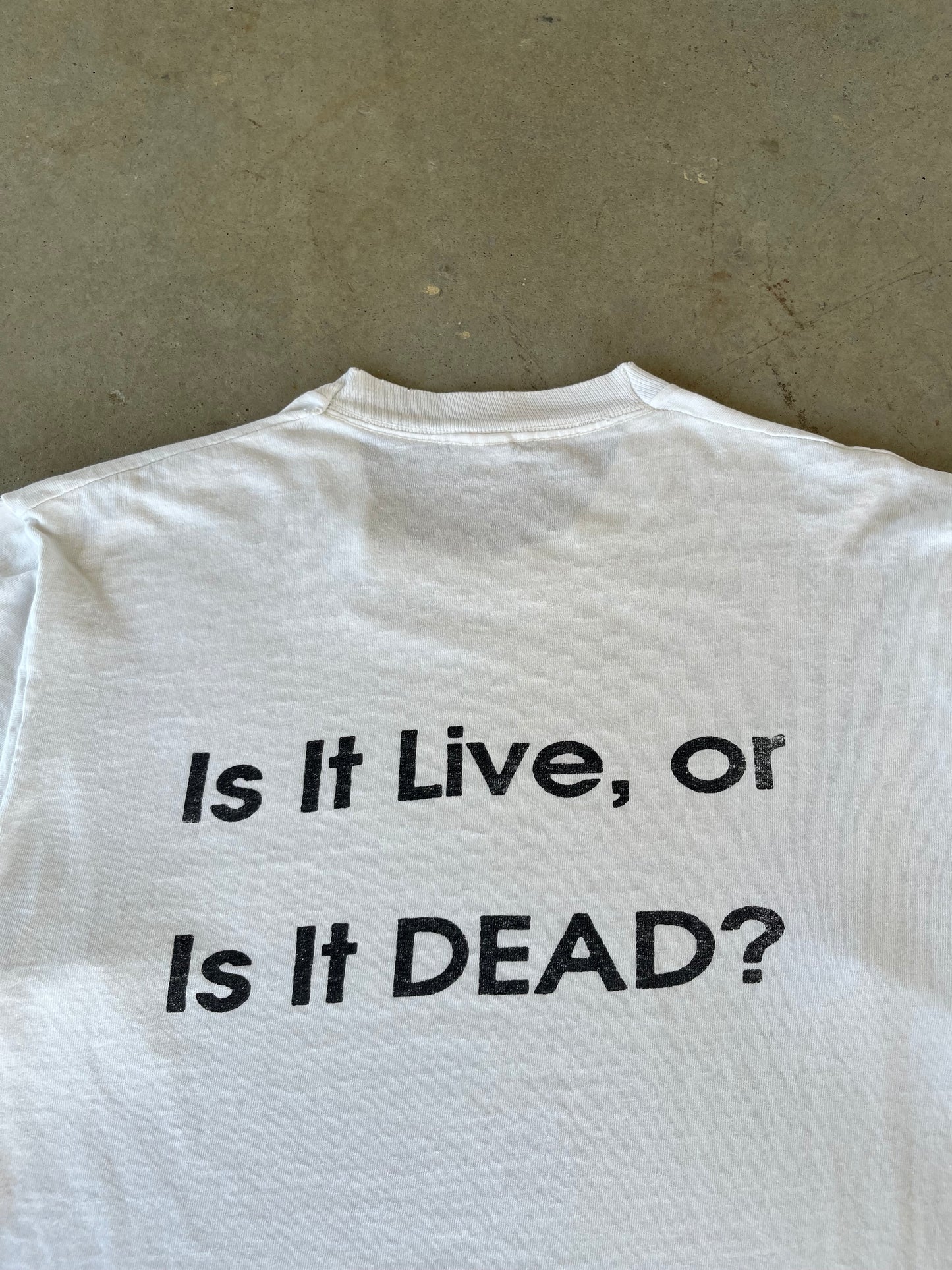 90’s Grateful Dead Maxell Speakers “ Is it Live or is it Dead “ T-Shirt [L]