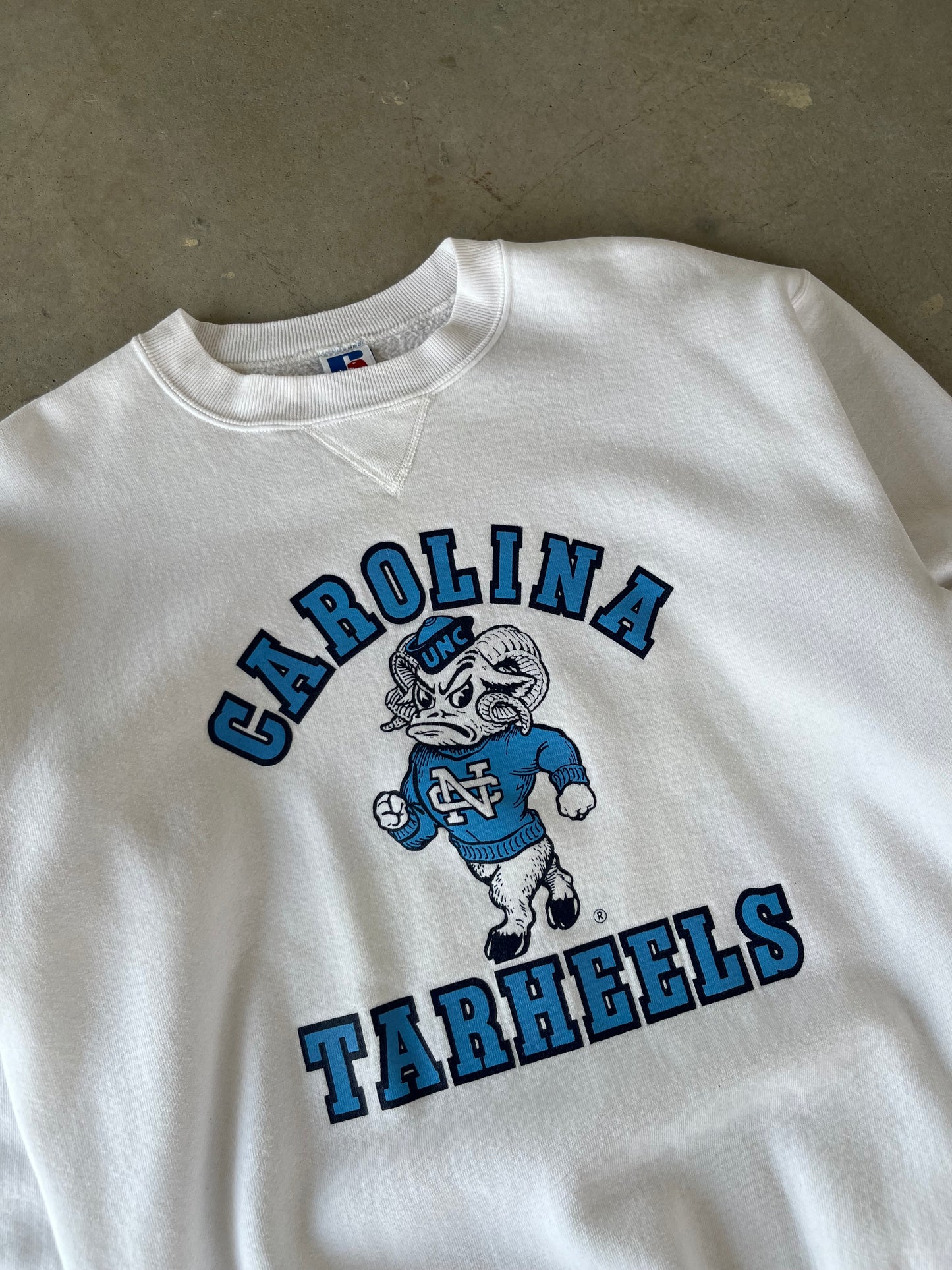 90’s UNC Tarheels Russell Athletic Crewneck [L]