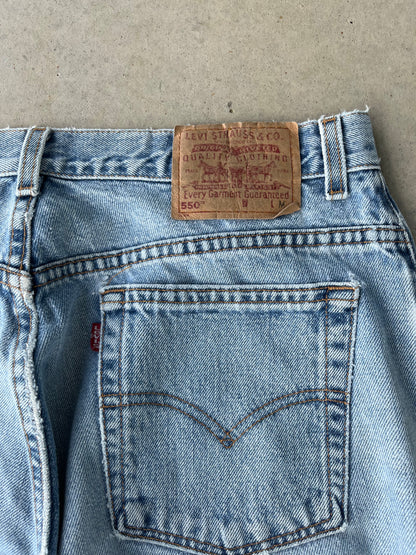 90’s Levi’s 550 Denim Jeans [34x30]