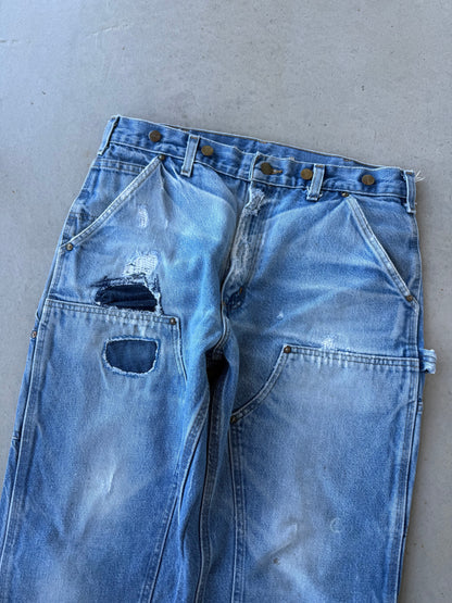 90’s Carhartt Double Knee Denim Thrashed Pants [34x30]