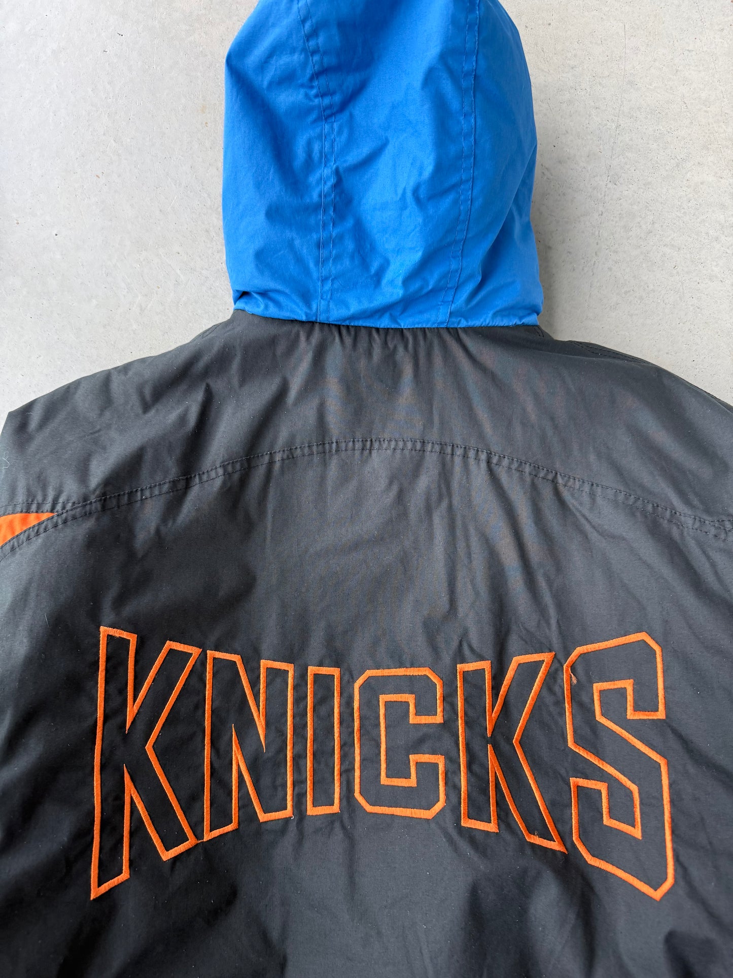 90’s New York Knicks Puffer Jacket [L]