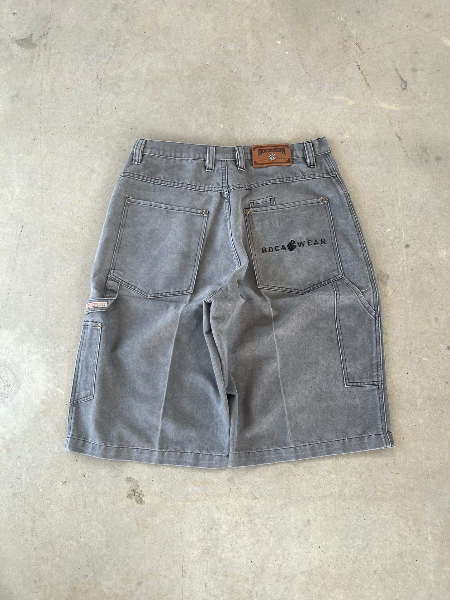 Y2K Grey Rocawear Embroidered Baggy Shorts [34]