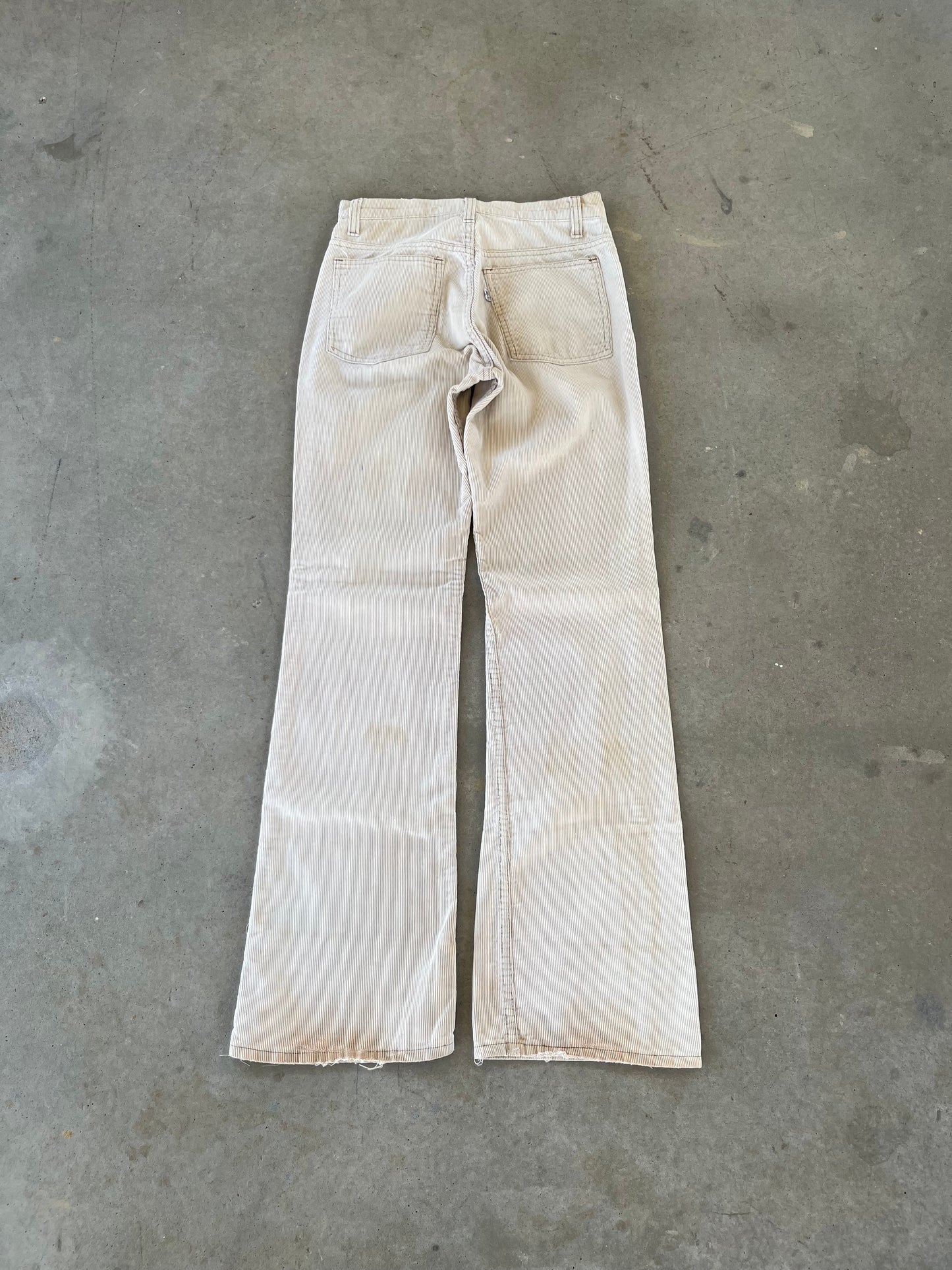 80’s Levi’s Corduroy Flared Pants [27x31]