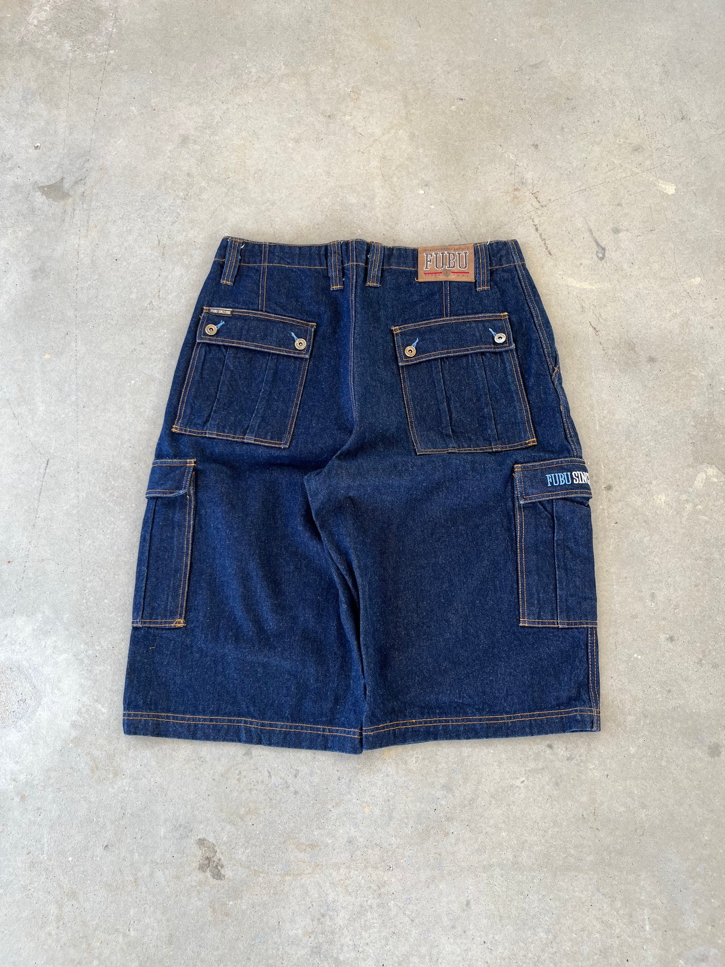 Y2K Fubu Baggy Denim Shorts [36x15]