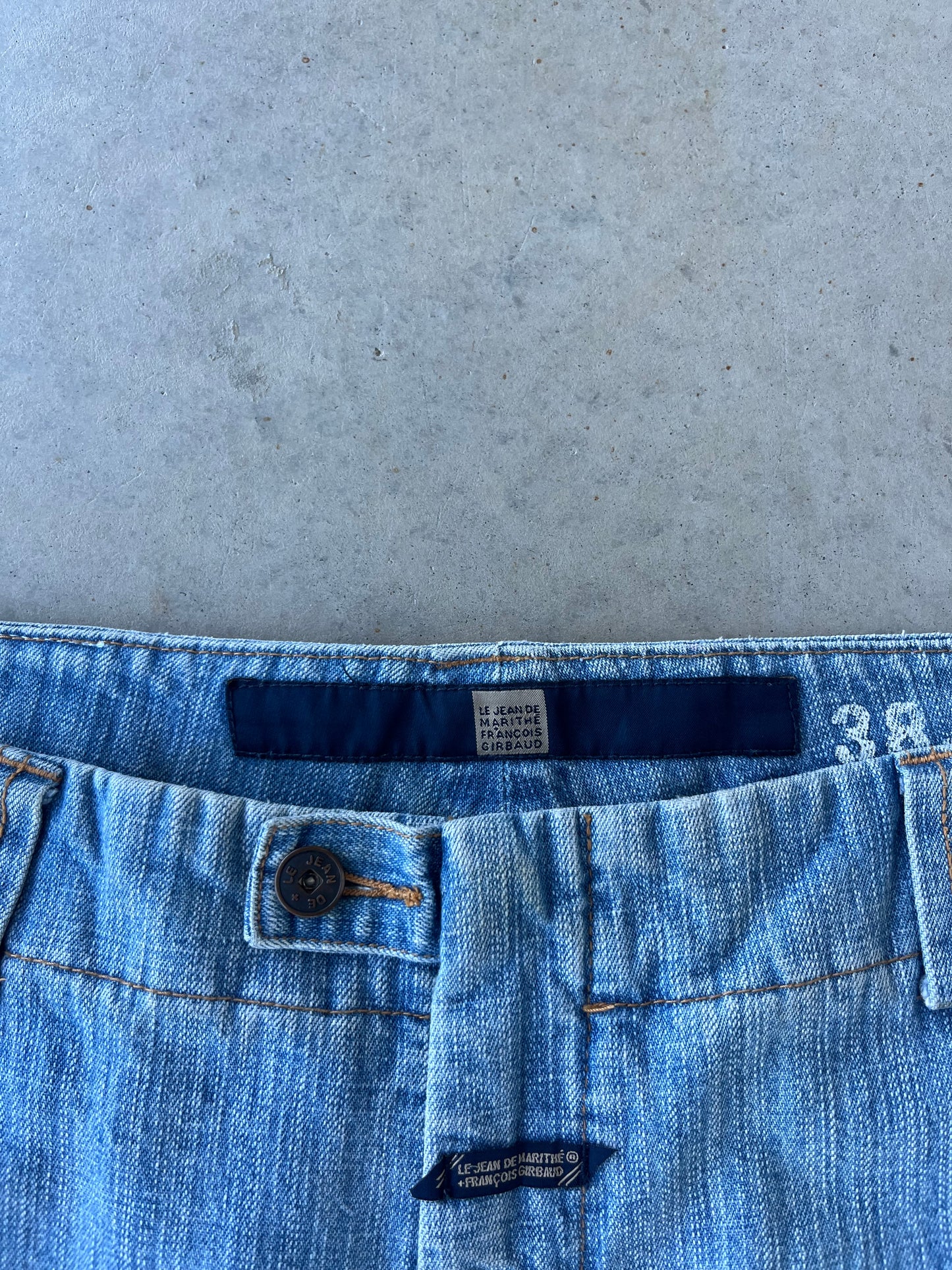 Y2K Girbaud Gold Stripe Baggy Shorts [41]