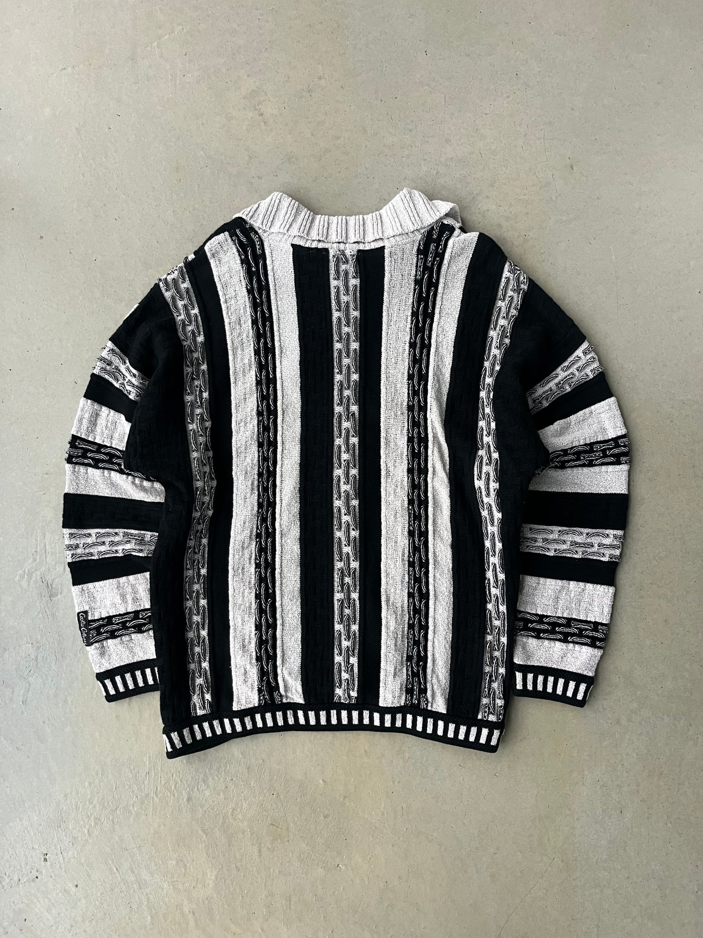 90s Cooji Style Black & White Sweater [XL]