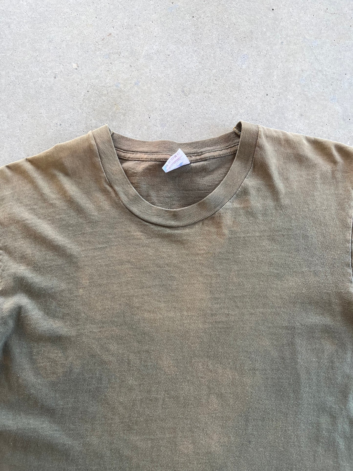 90’s Faded Green Fruit of The Loom Blank T-Shirt [M]