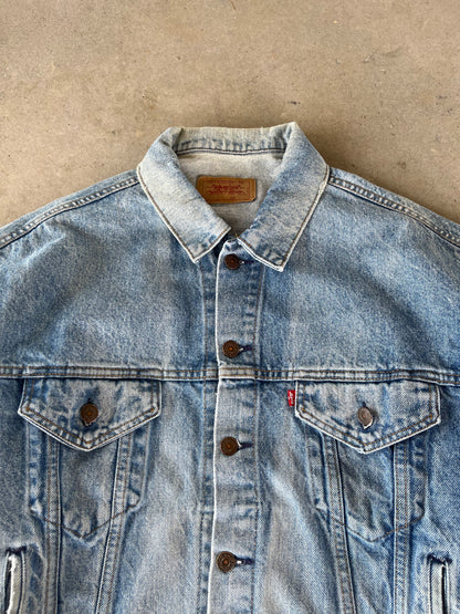 90’s Levi’s Denim Jean Jacket [L]