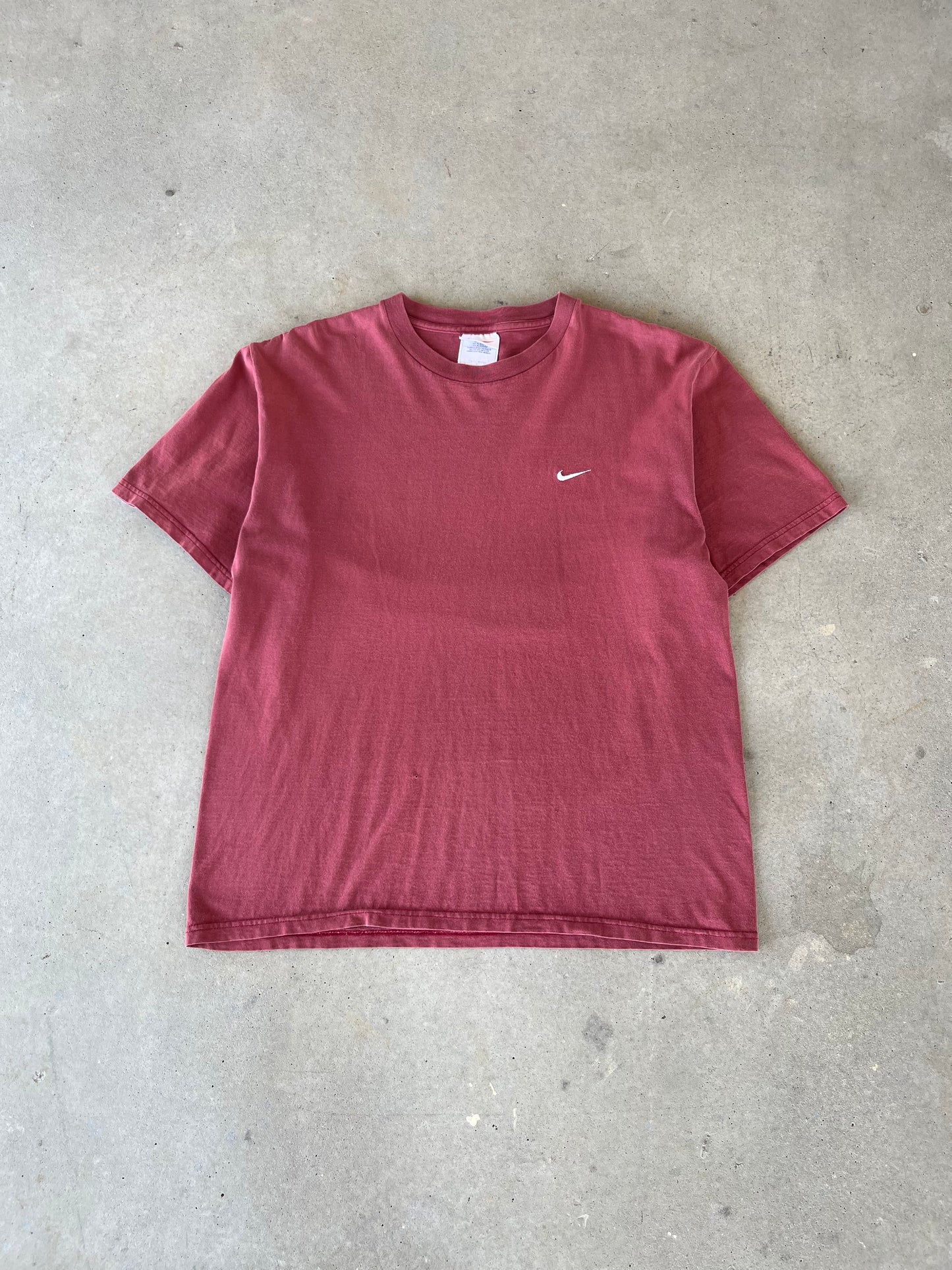 90’s Burgundy Nike T-Shirt [M]