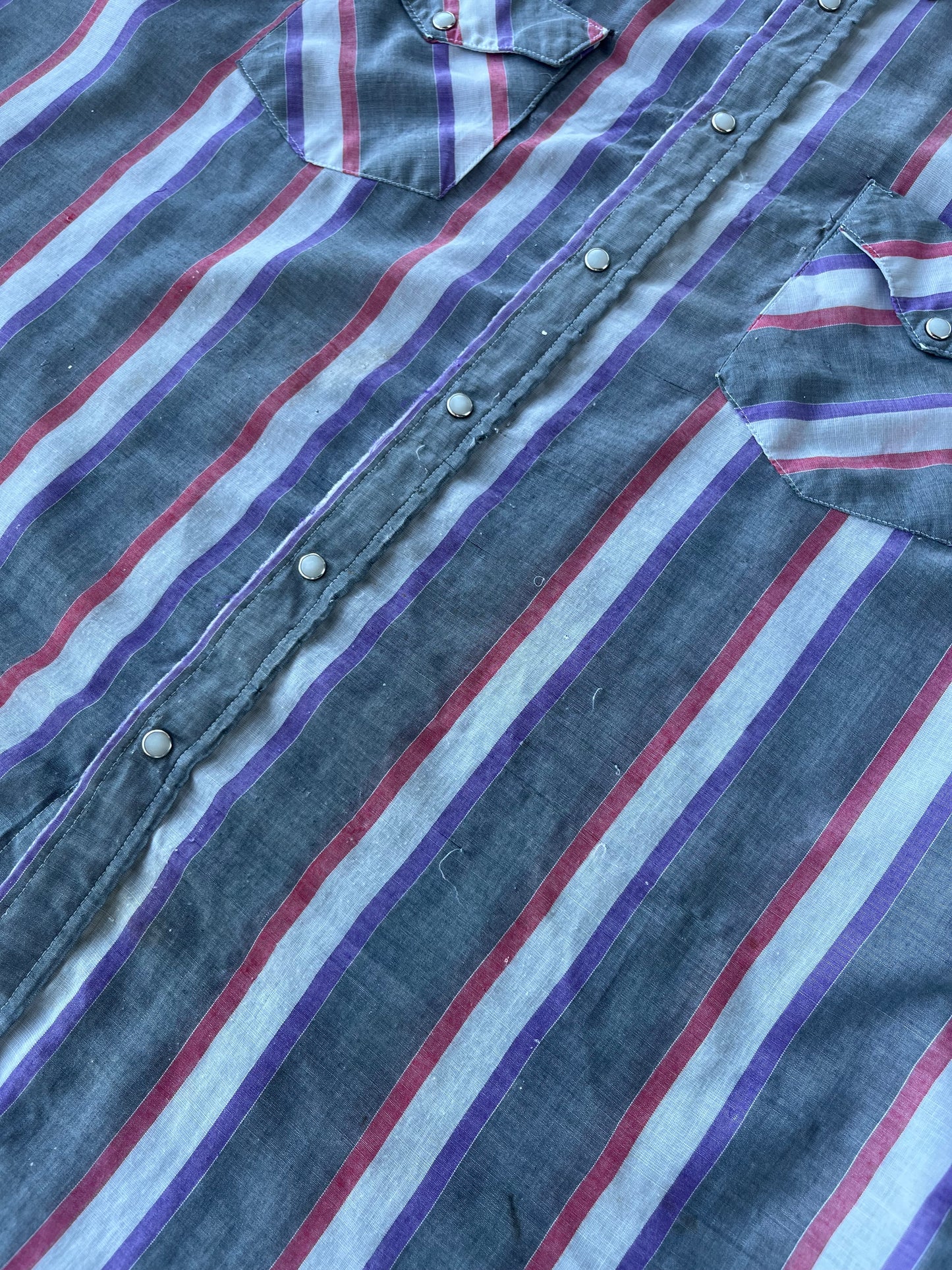 90’s Striped Pearl Snap Button Up [XL]